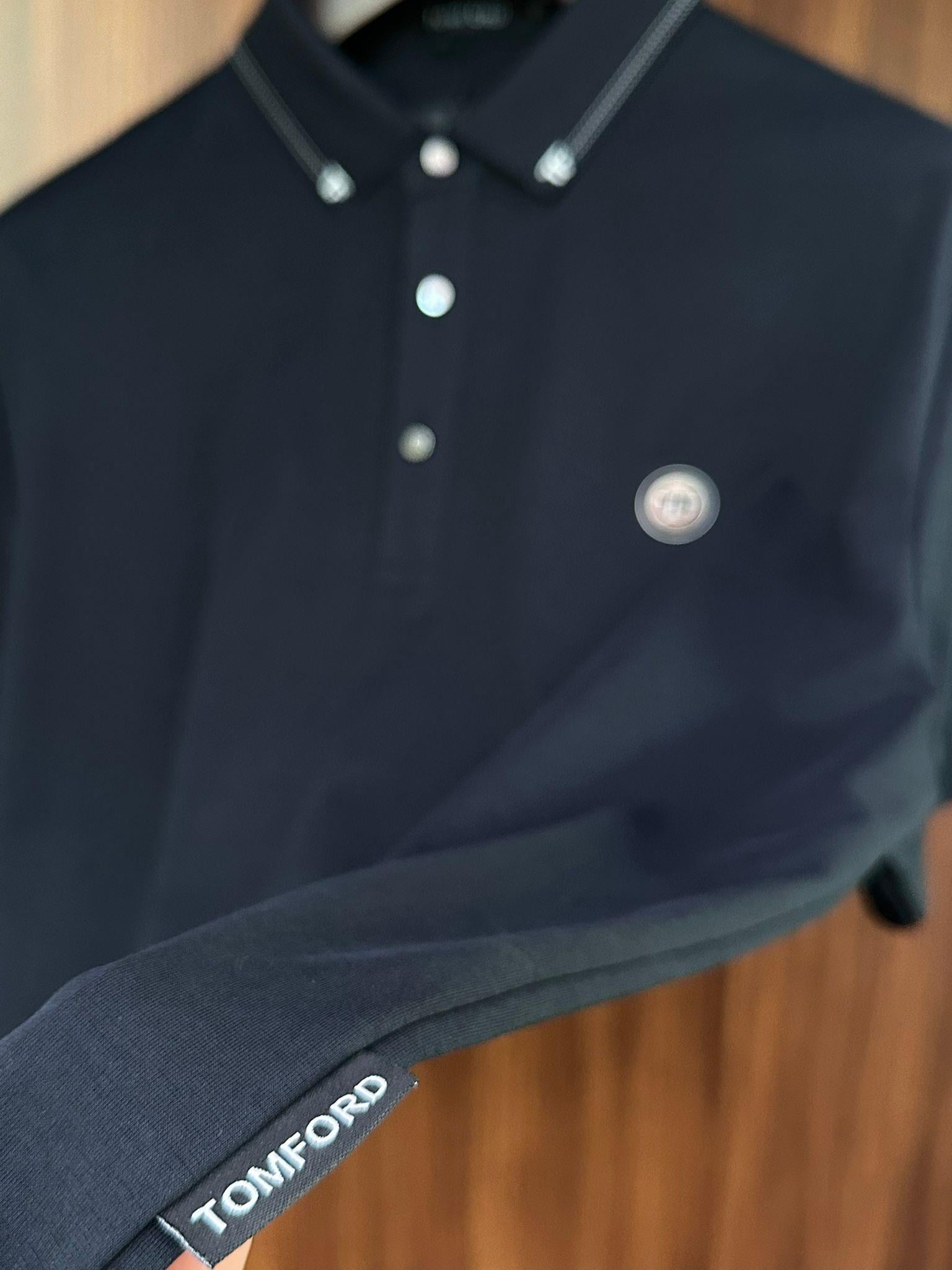 Göğüs Logolu Yaka Detaylı Modal Yakalı T-Shirt
