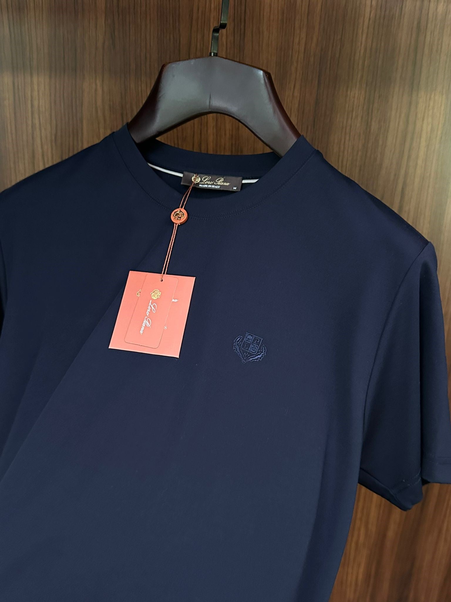 Göğüs Marka Logolu Modal Kumaş T-Shirt