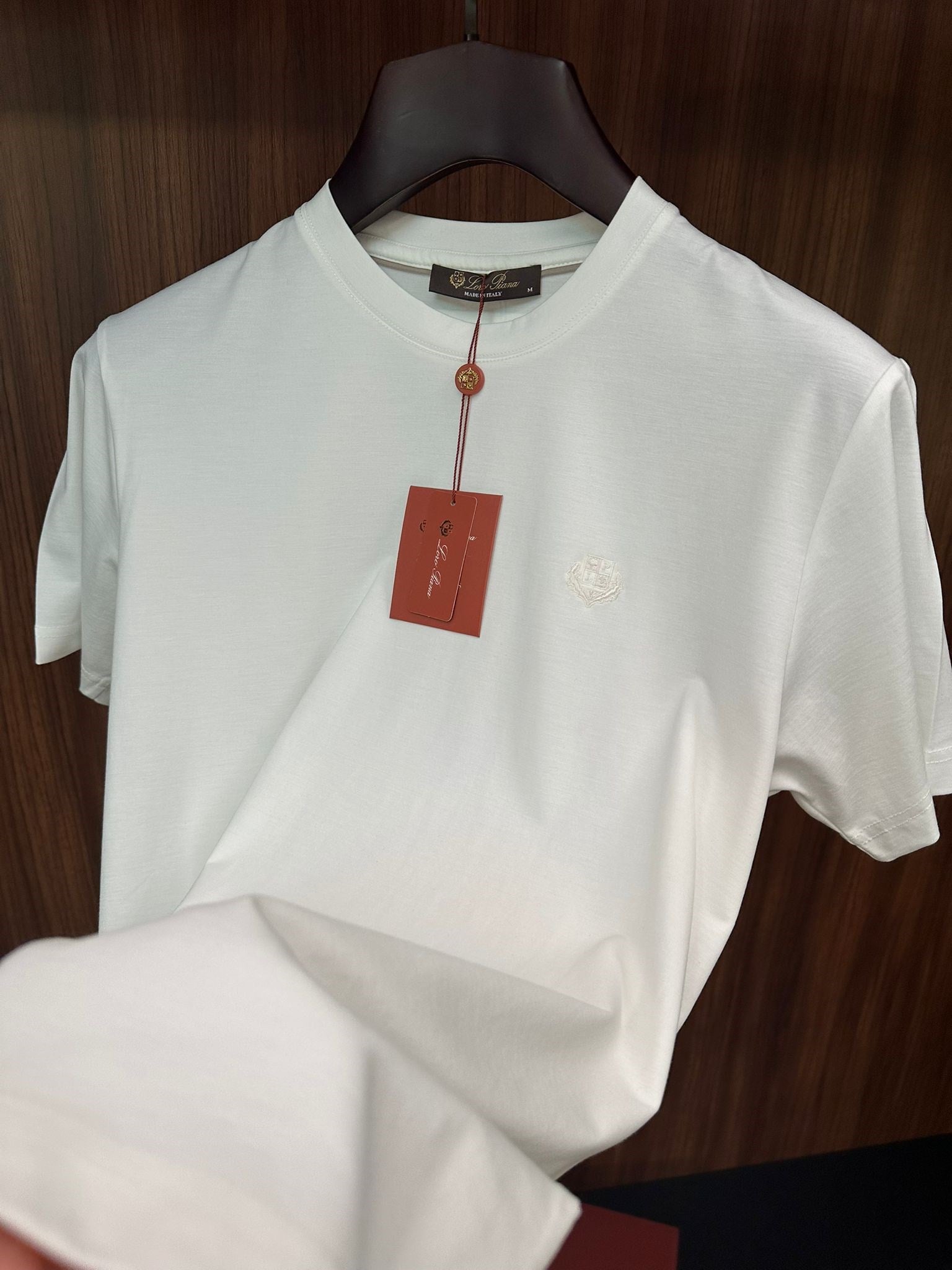 Göğüs Marka Logolu Modal Kumaş T-Shirt