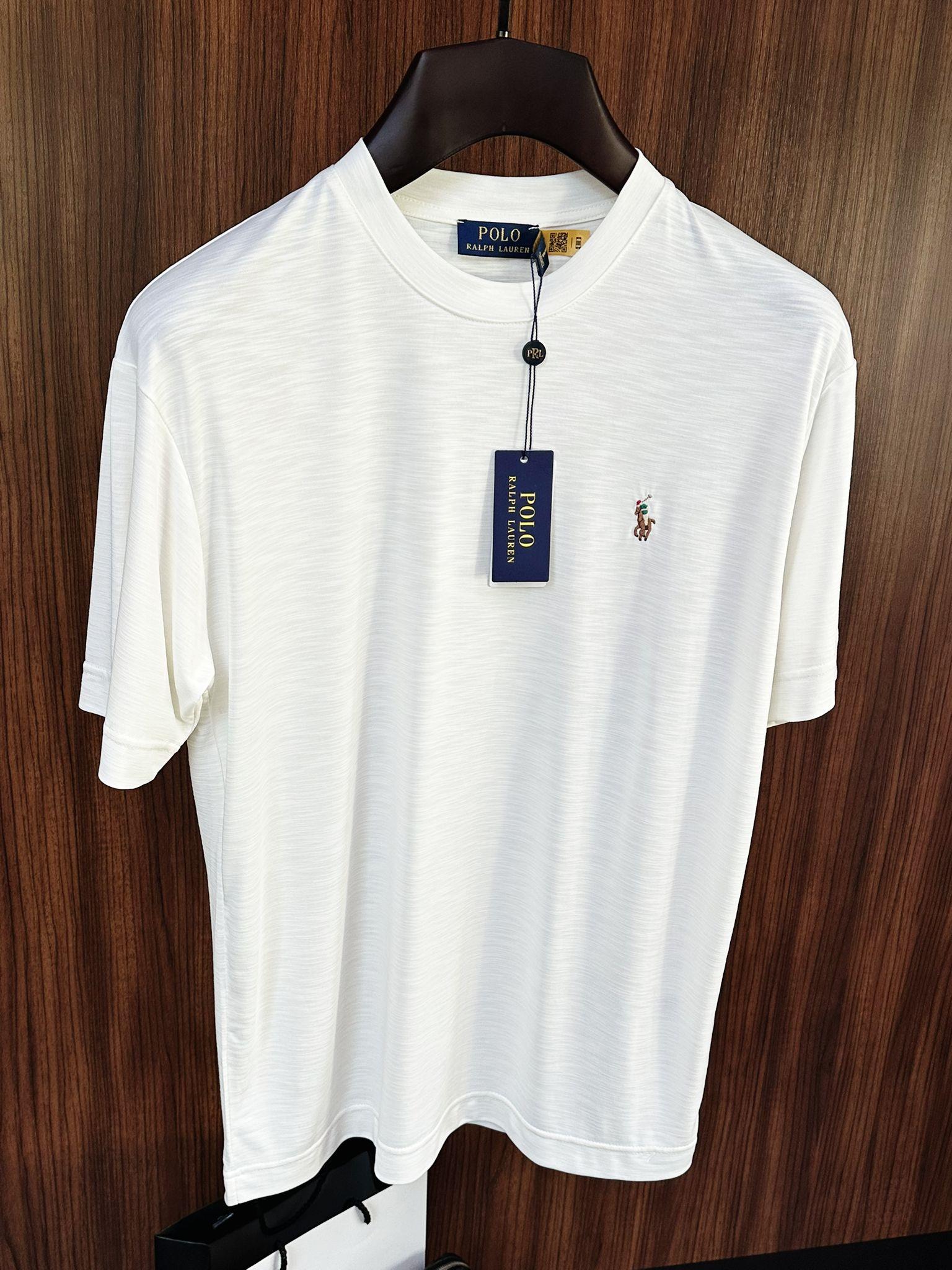Göğüs Nakış Logolu Flamlı Kumaş T-Shirt