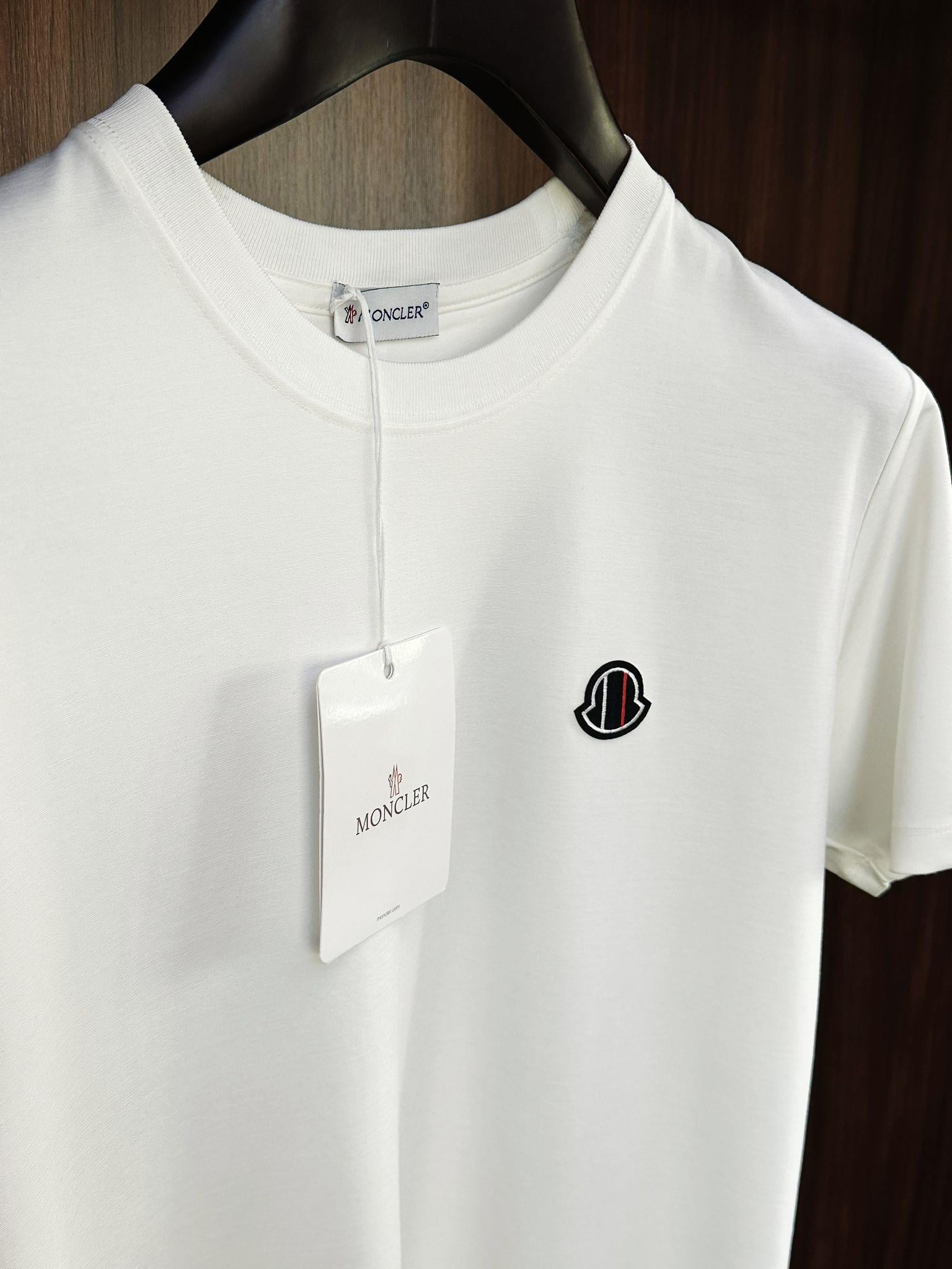 Göğüs Nakış Logolu Modal Kumaş T-Shirt