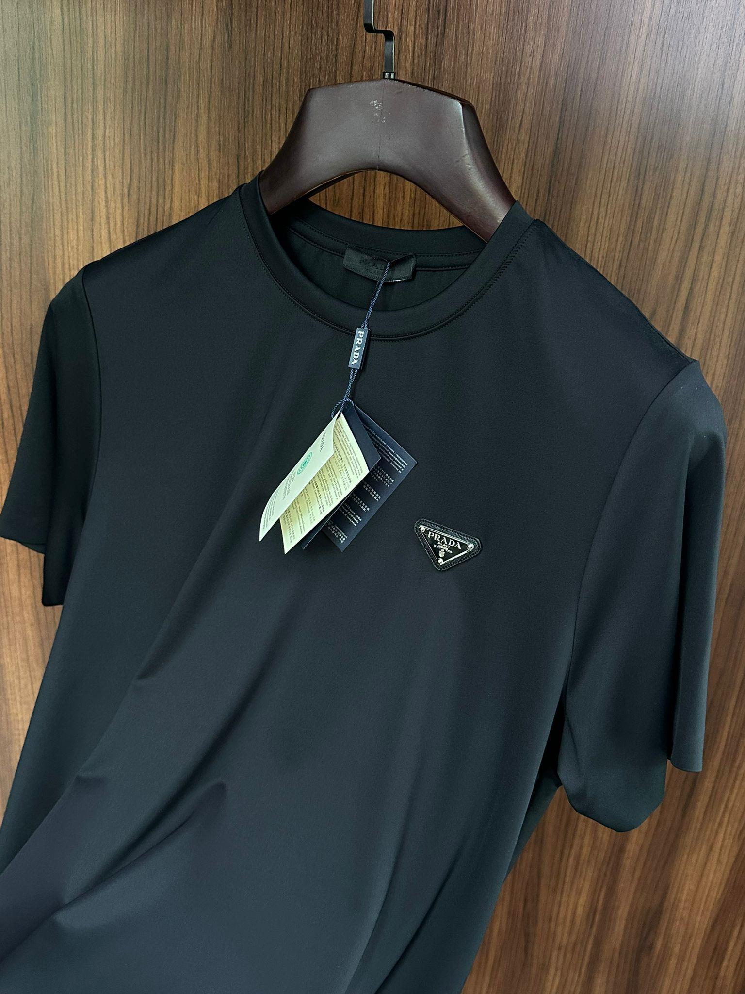 Metal Logolu Modal Kumaş T-Shirt