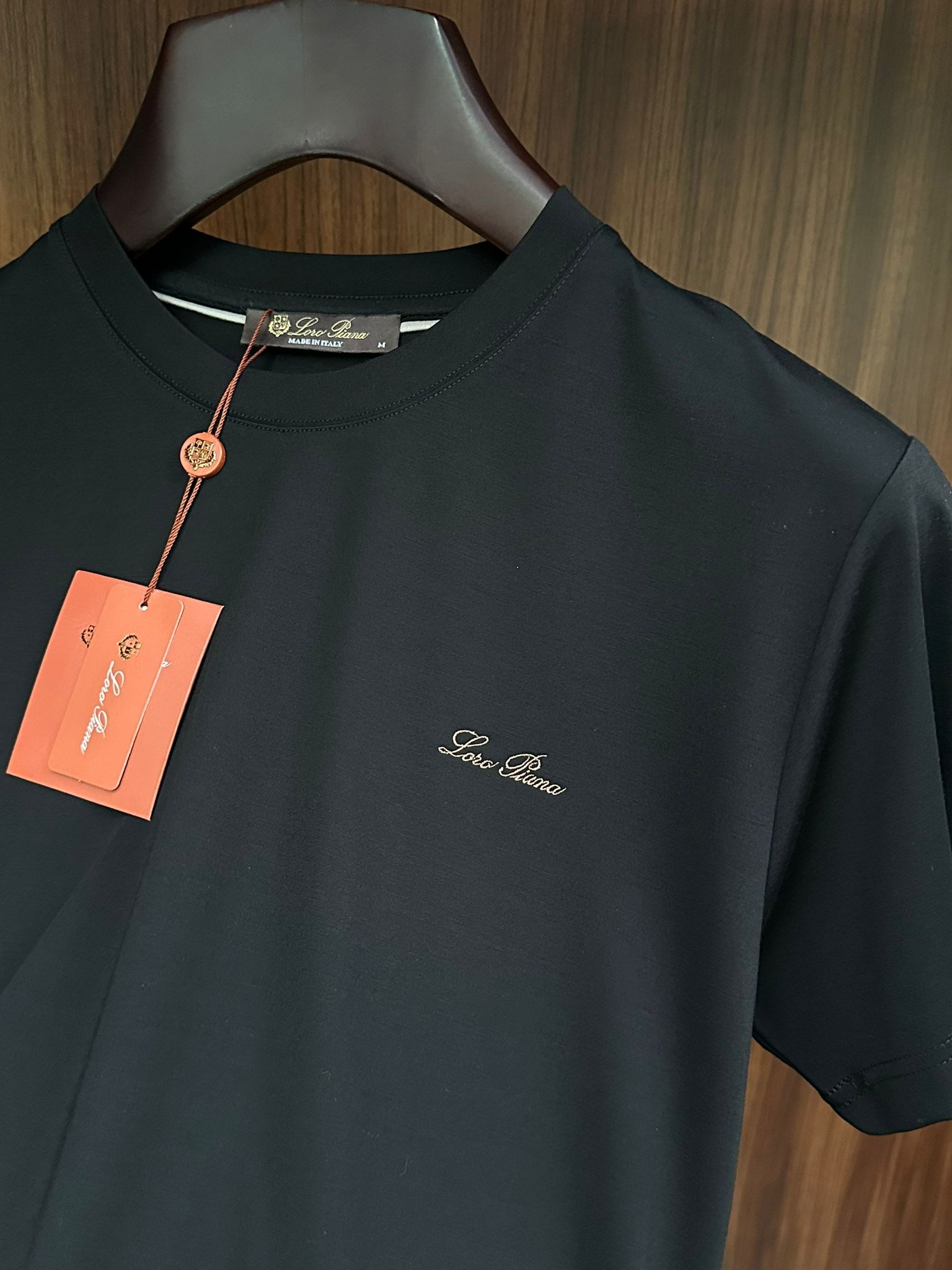 Nakış İşleme Marka Yazılı Modal Kumaş T-Shirt