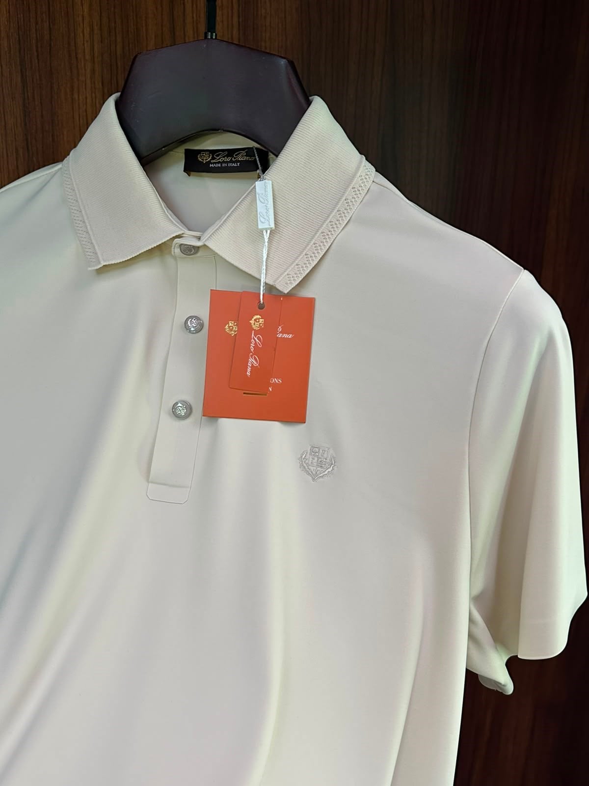 Nakış Logolu Yaka Ribanalı T-Shirt