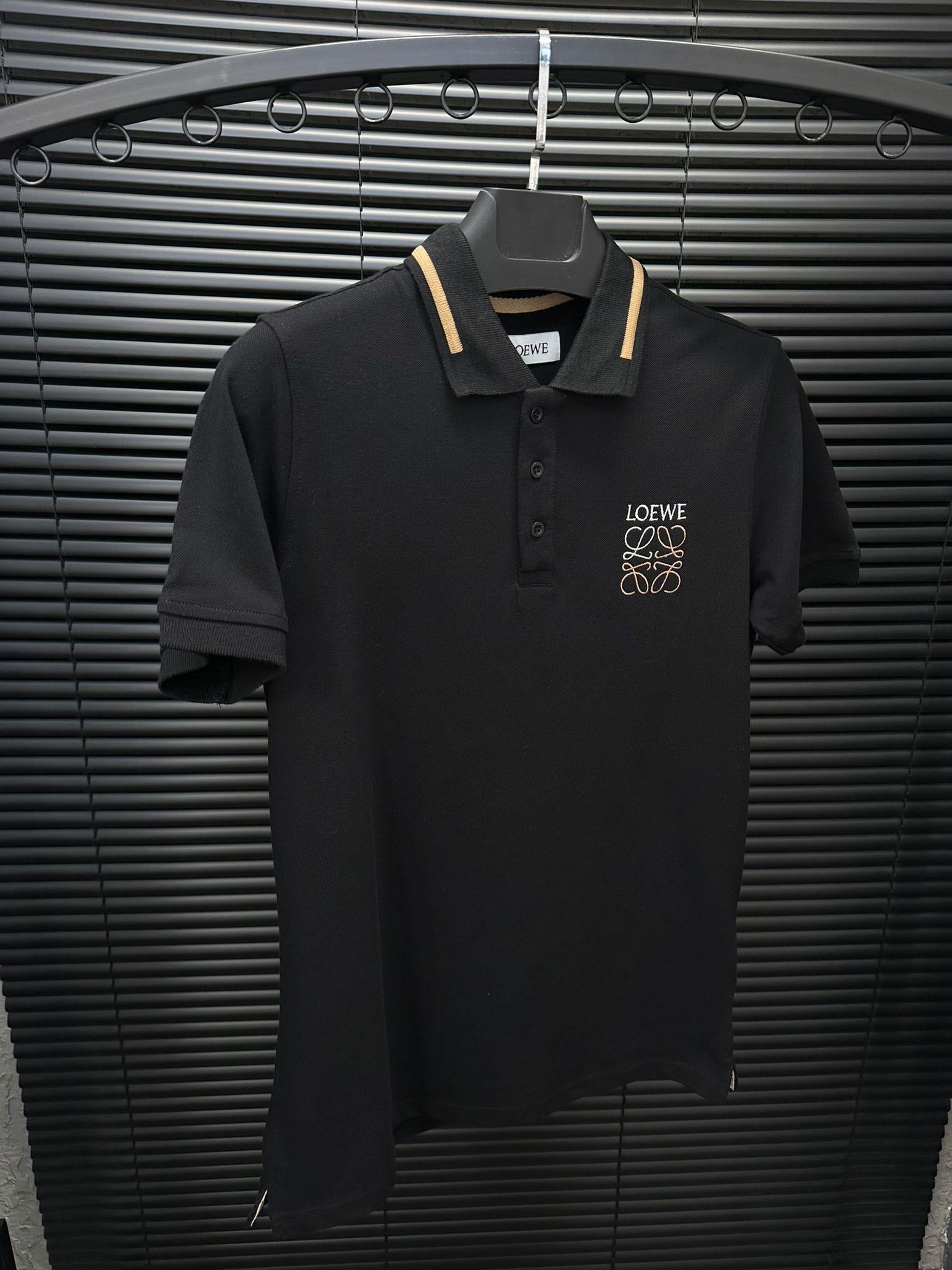 Nakış Baskılı Şerit Detaylı Yakalı T-Shirt - Beyaz