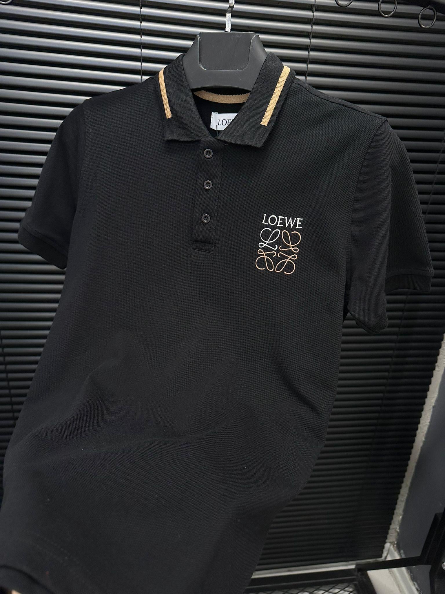 Nakış Baskılı Şerit Detaylı Yakalı T-Shirt - Beyaz