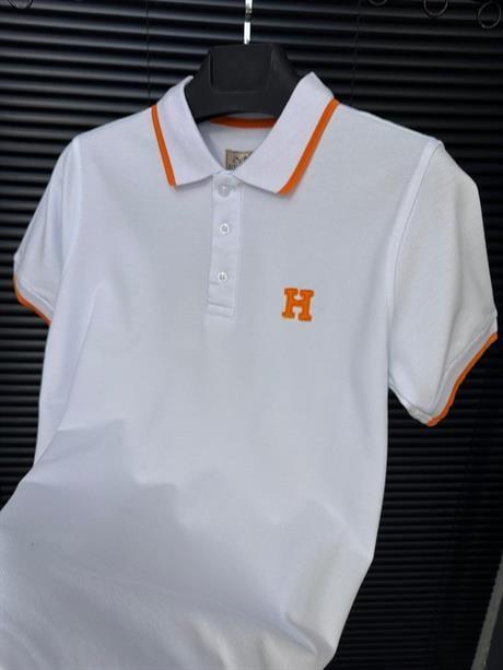 Nakış Göğüs Armalı Yakalı T-Shirt - Beyaz