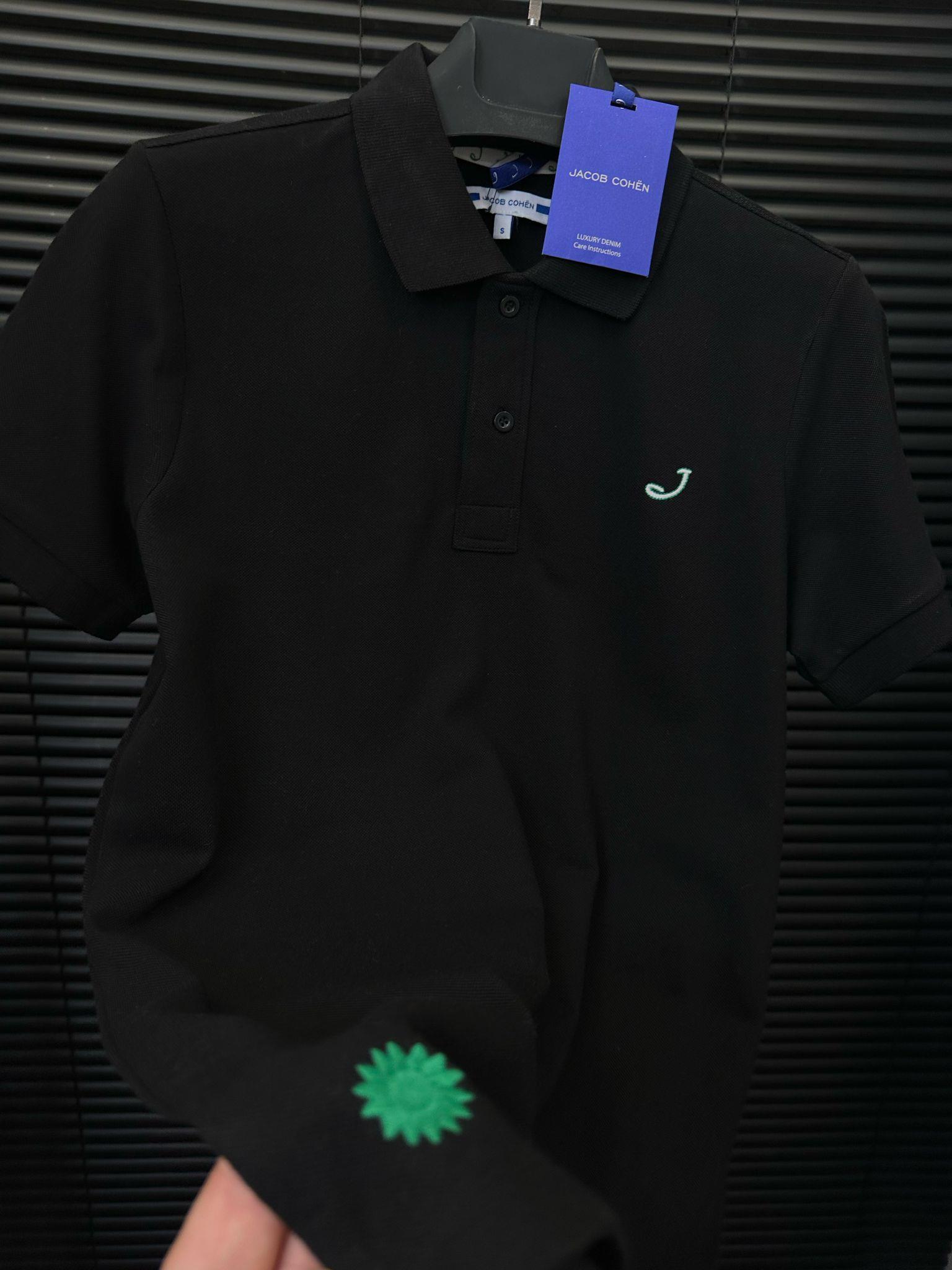 Nakış Logolu Kol Detaylı Yakalı T-Shirt