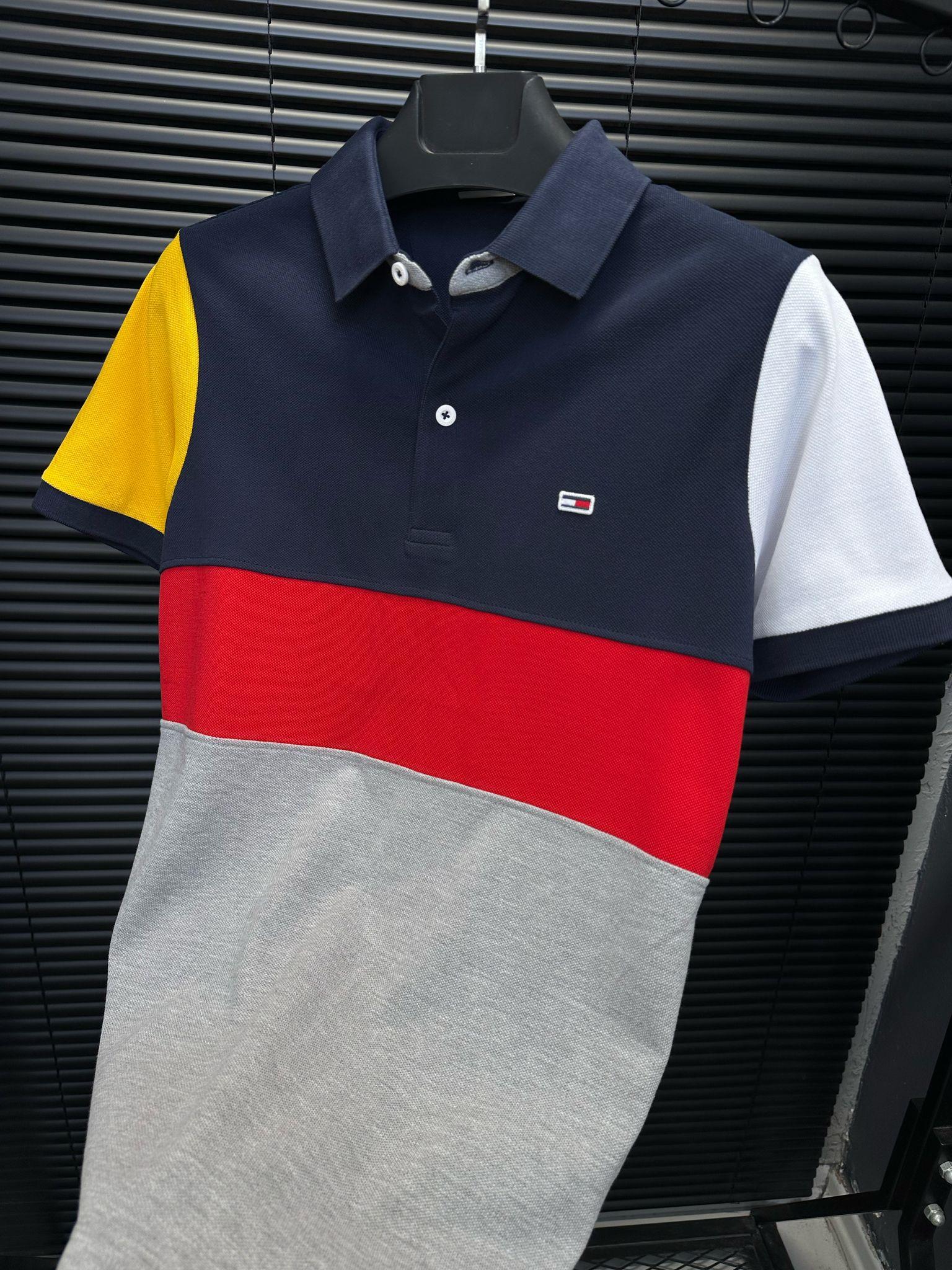 Renk Geçişli Nakış Armalı Yakalı T-Shirt - Lacivert