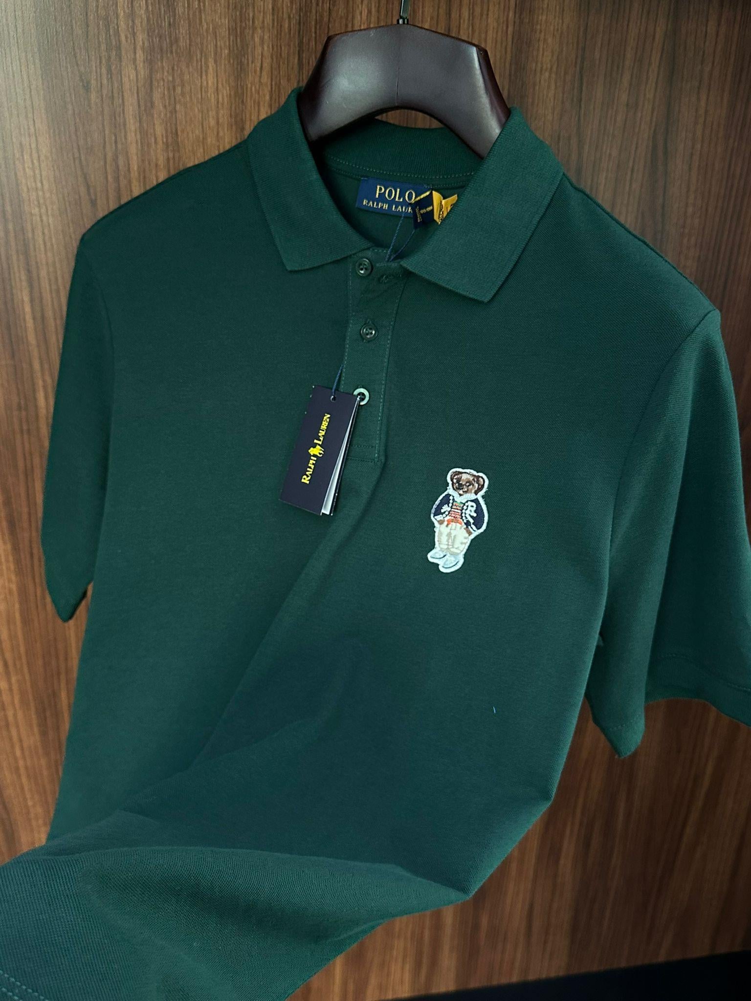 Göğüs Nakış Logolu Yakalı T-Shirt