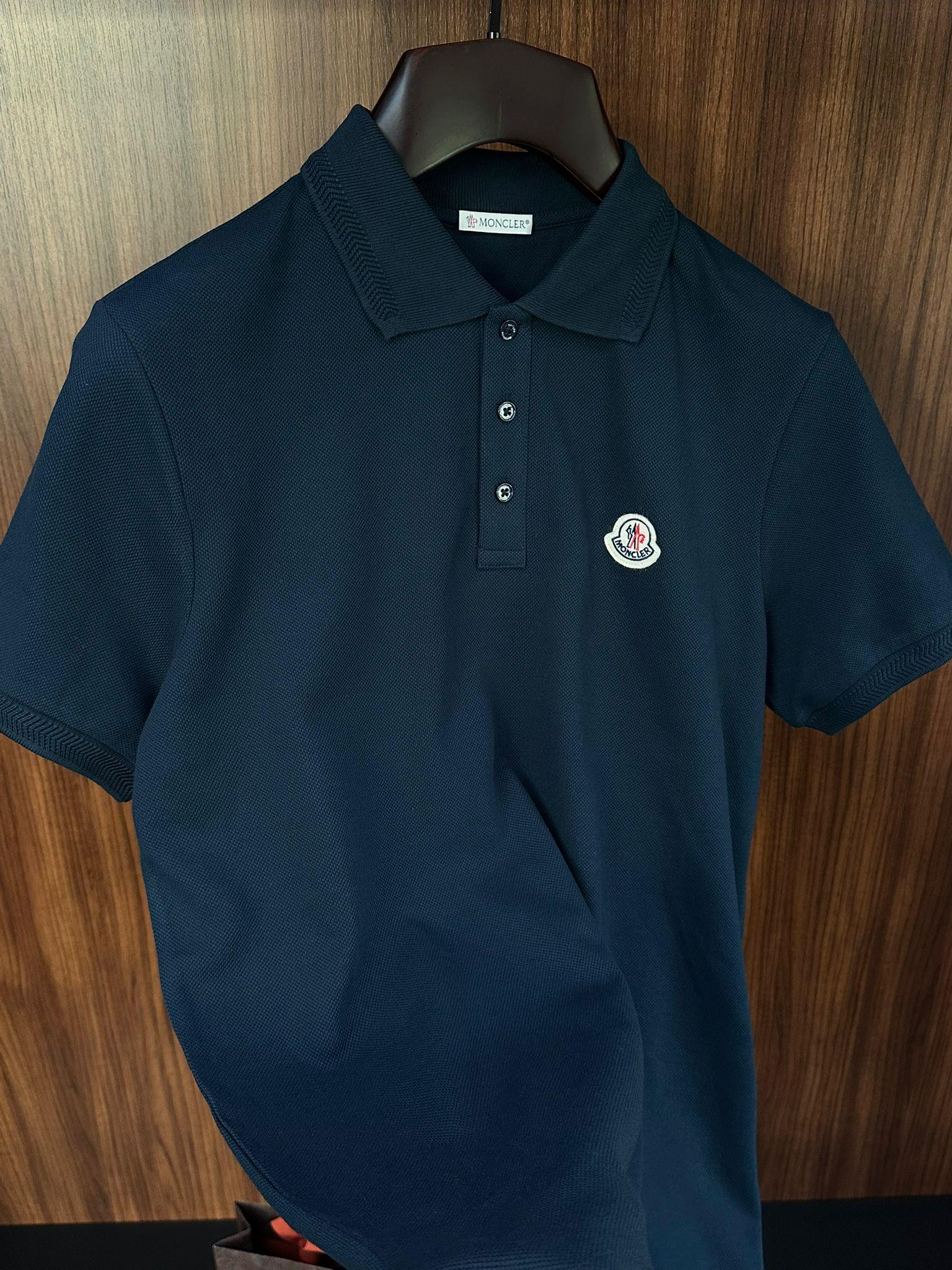 Nakış Logo Ve Yaka Detaylı Yakalı T-Shirt