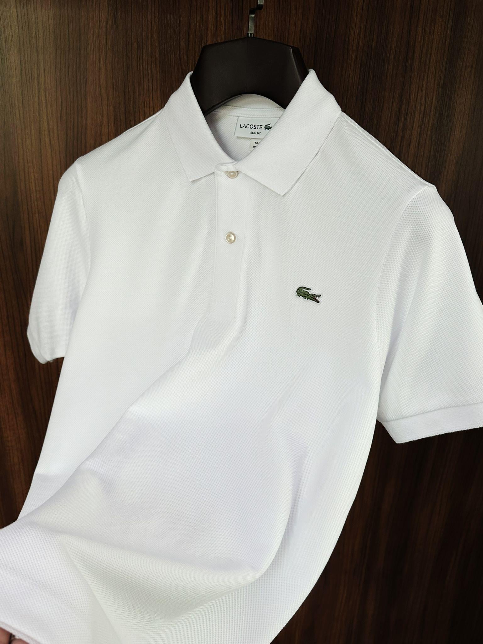 Nakış Logolu Pike Kumaş Yakalı T-Shirt