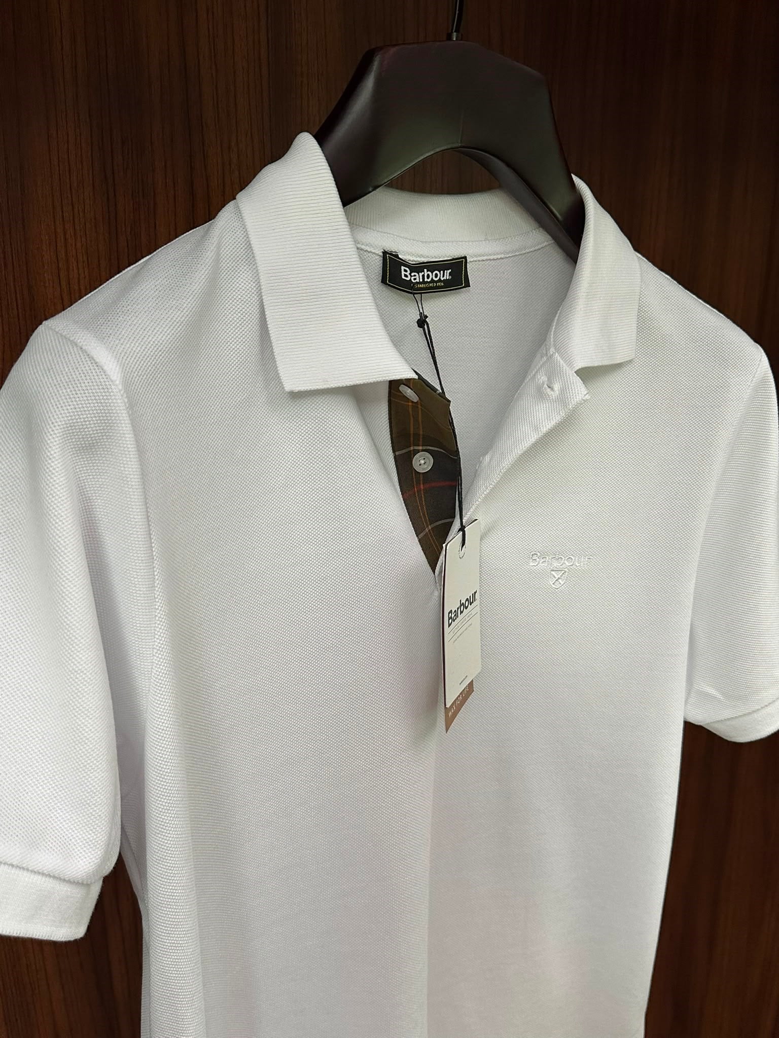 Nakış Logolu Pike Kumaş Yakalı T-Shirt