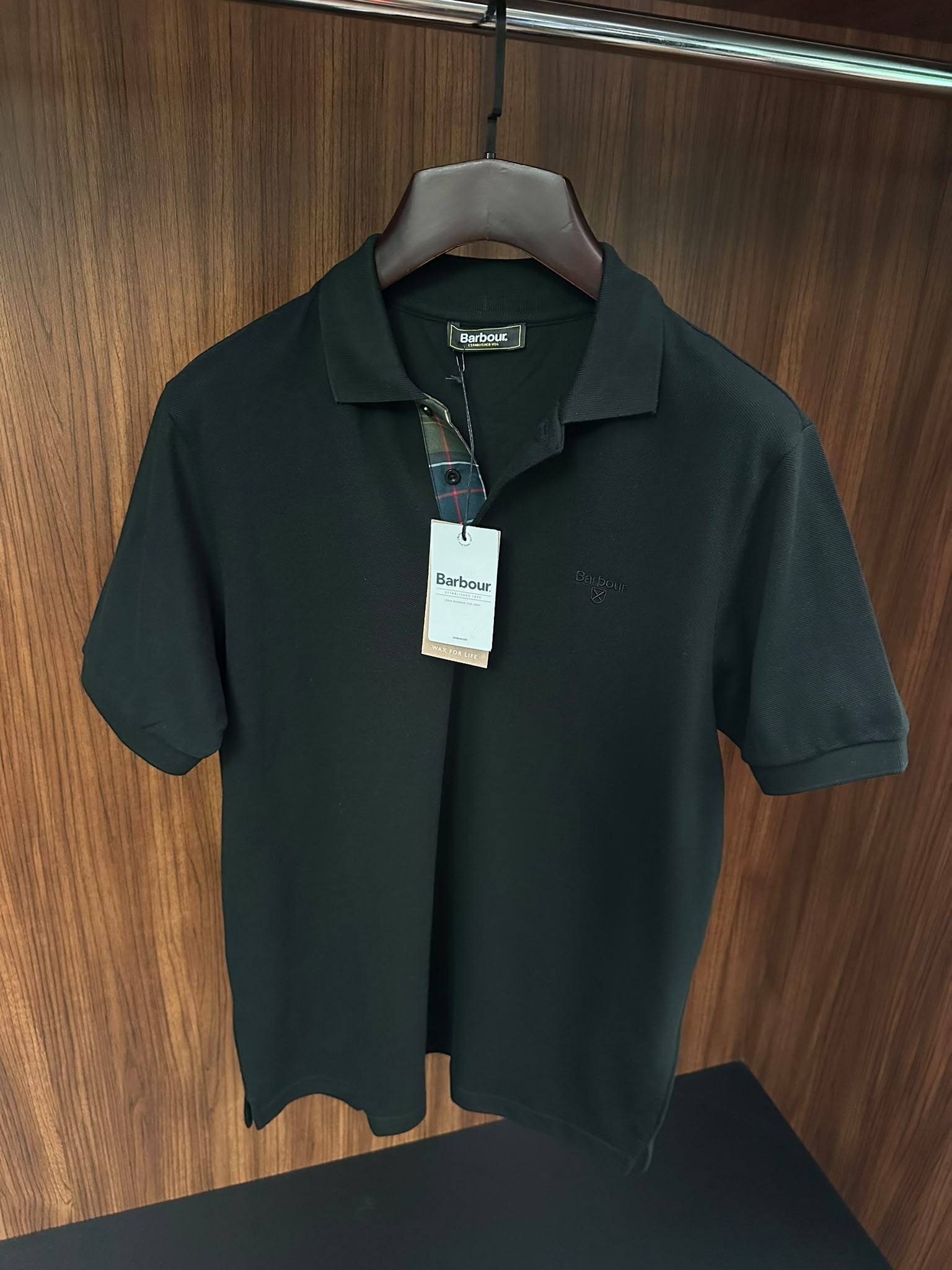 Nakış Logolu Pike Kumaş Yakalı T-Shirt
