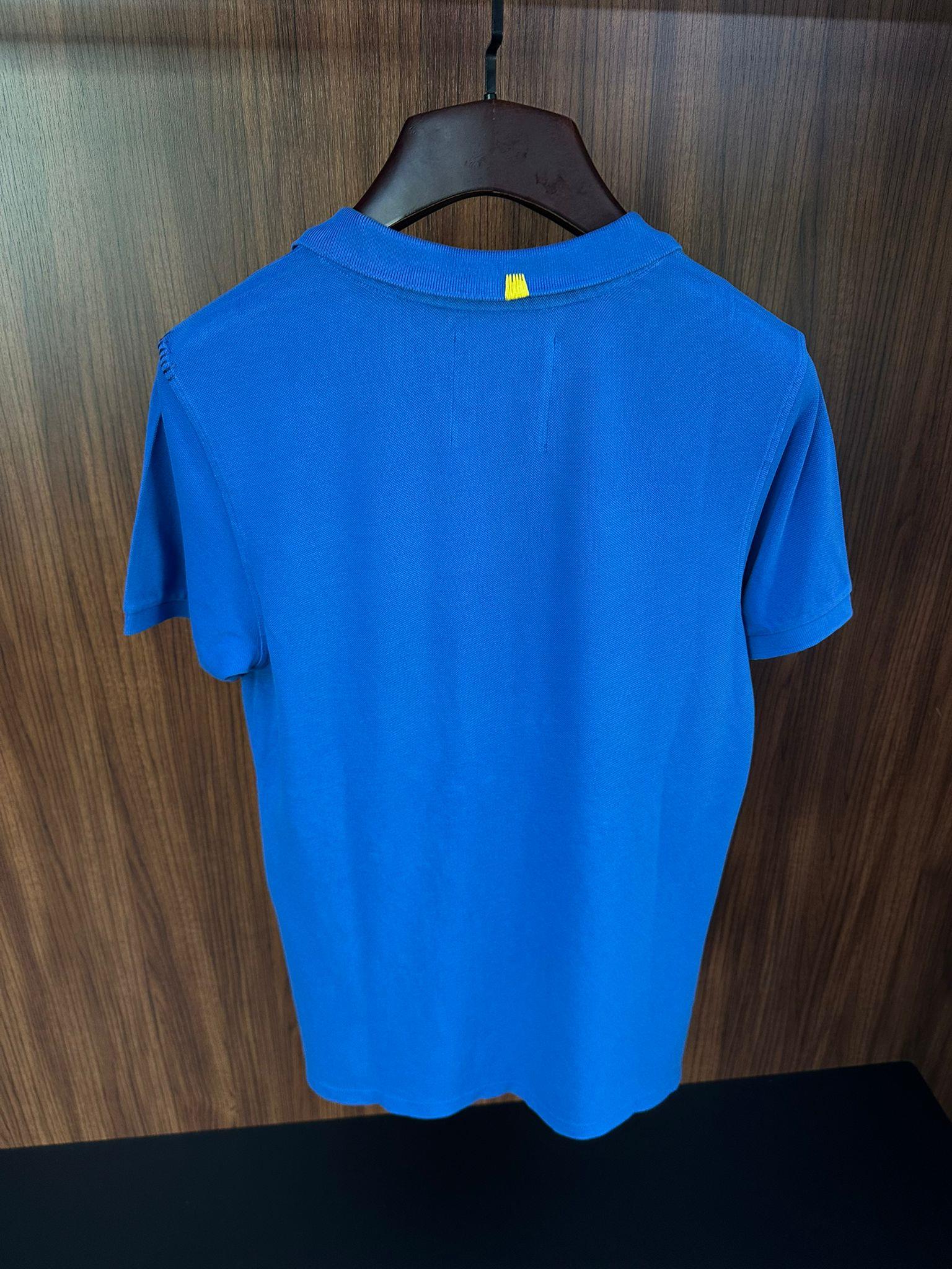 Nakış Logolu Yaka Boncuk Detaylı T-Shirt