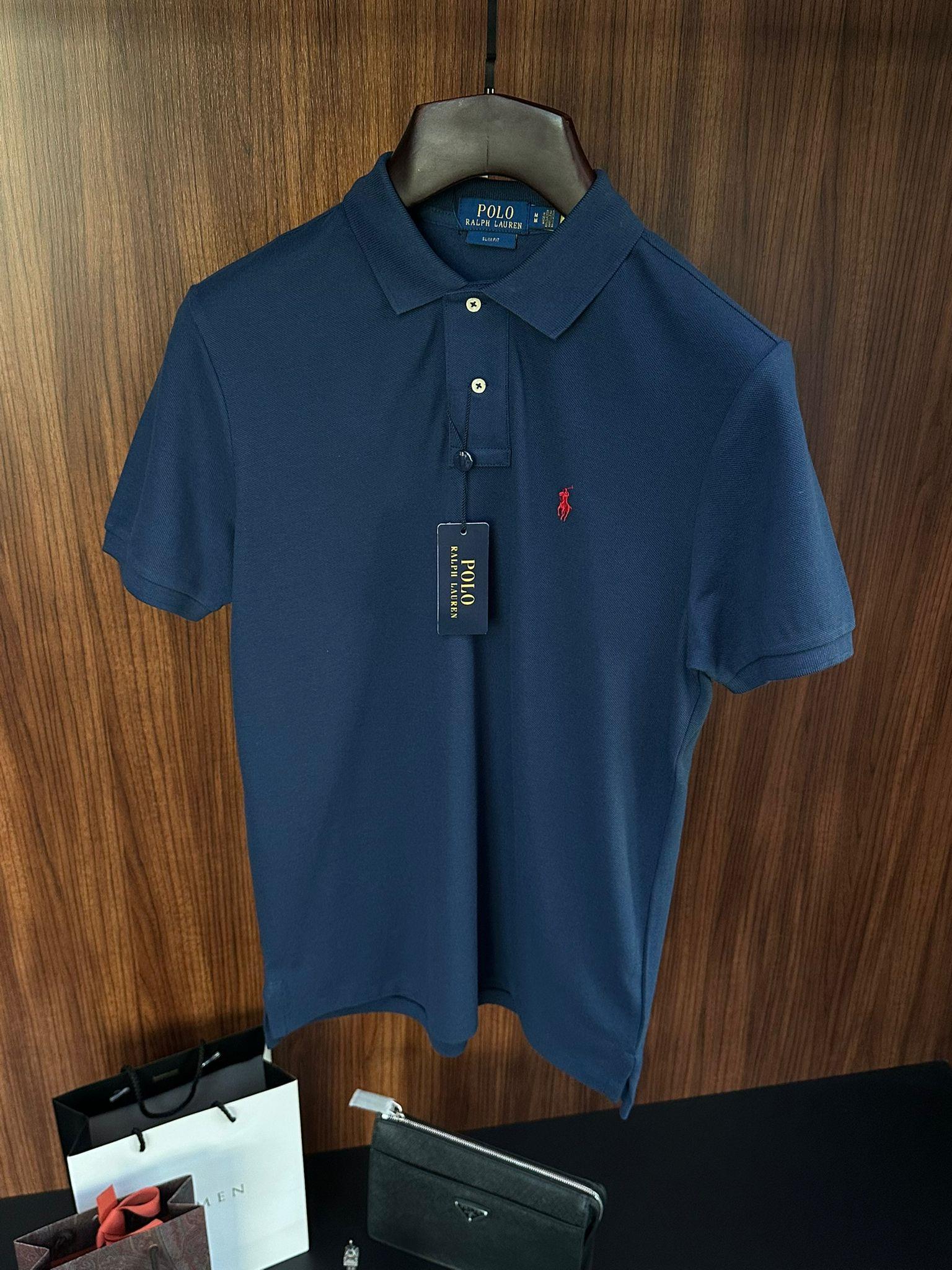 Nakış Logolu Yakalı T-Shirt