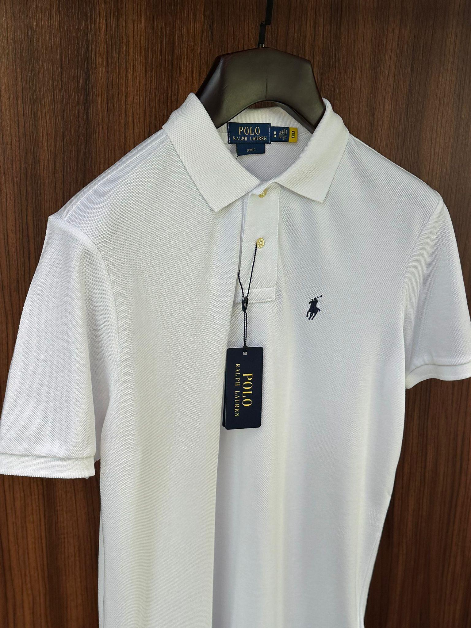 Nakış Logolu Yakalı T-Shirt