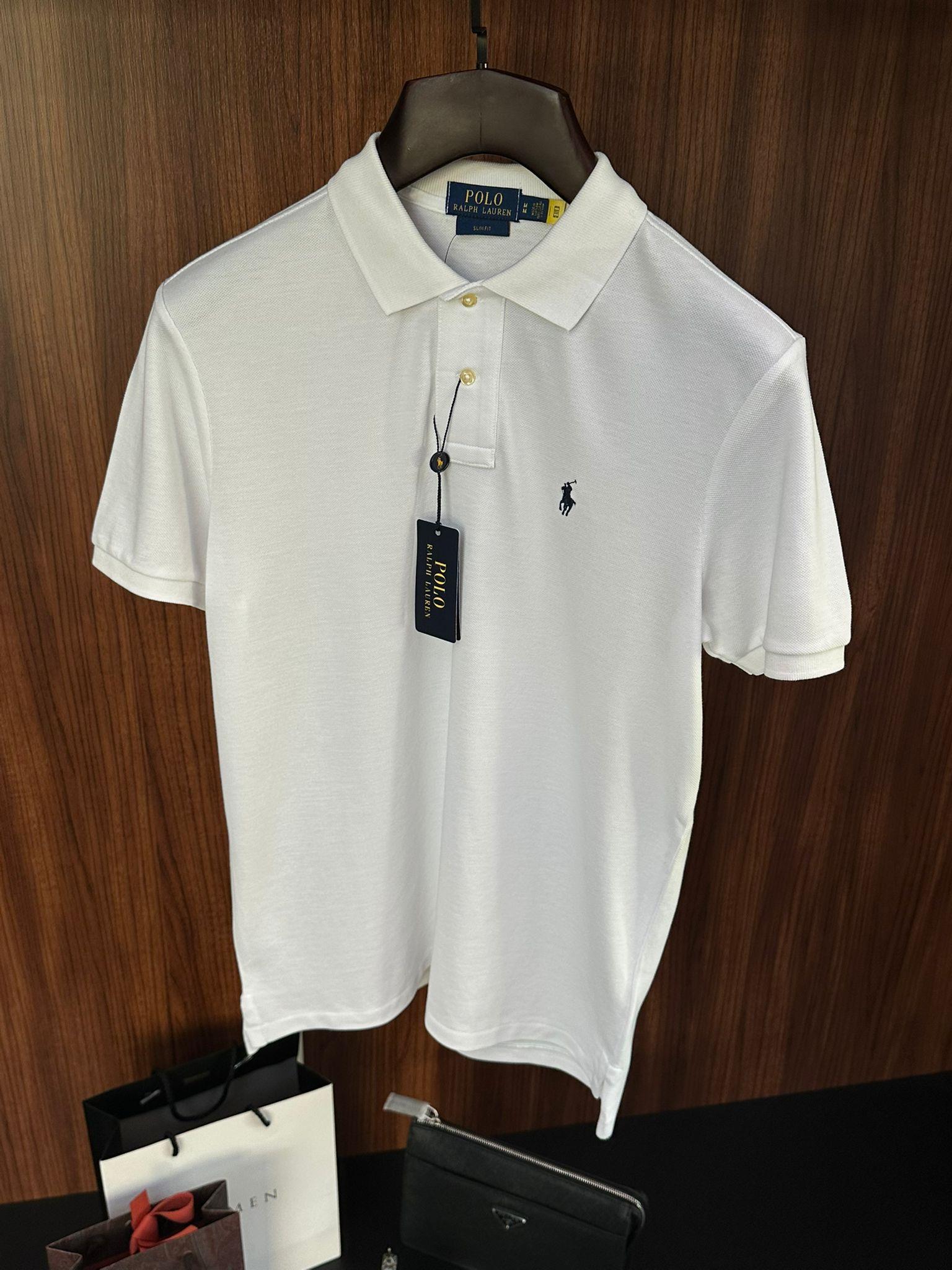 Nakış Logolu Yakalı T-Shirt