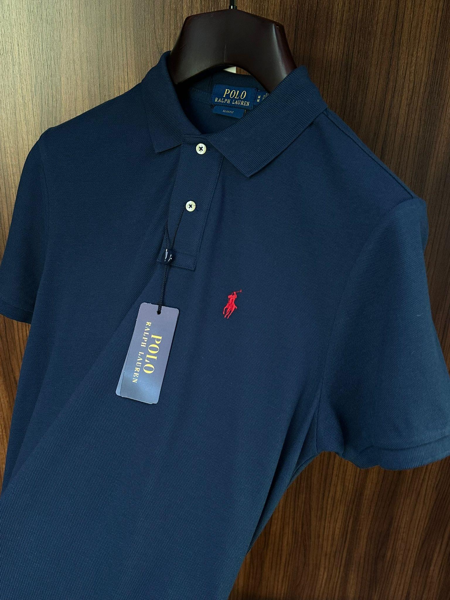 Nakış Logolu Yakalı T-Shirt