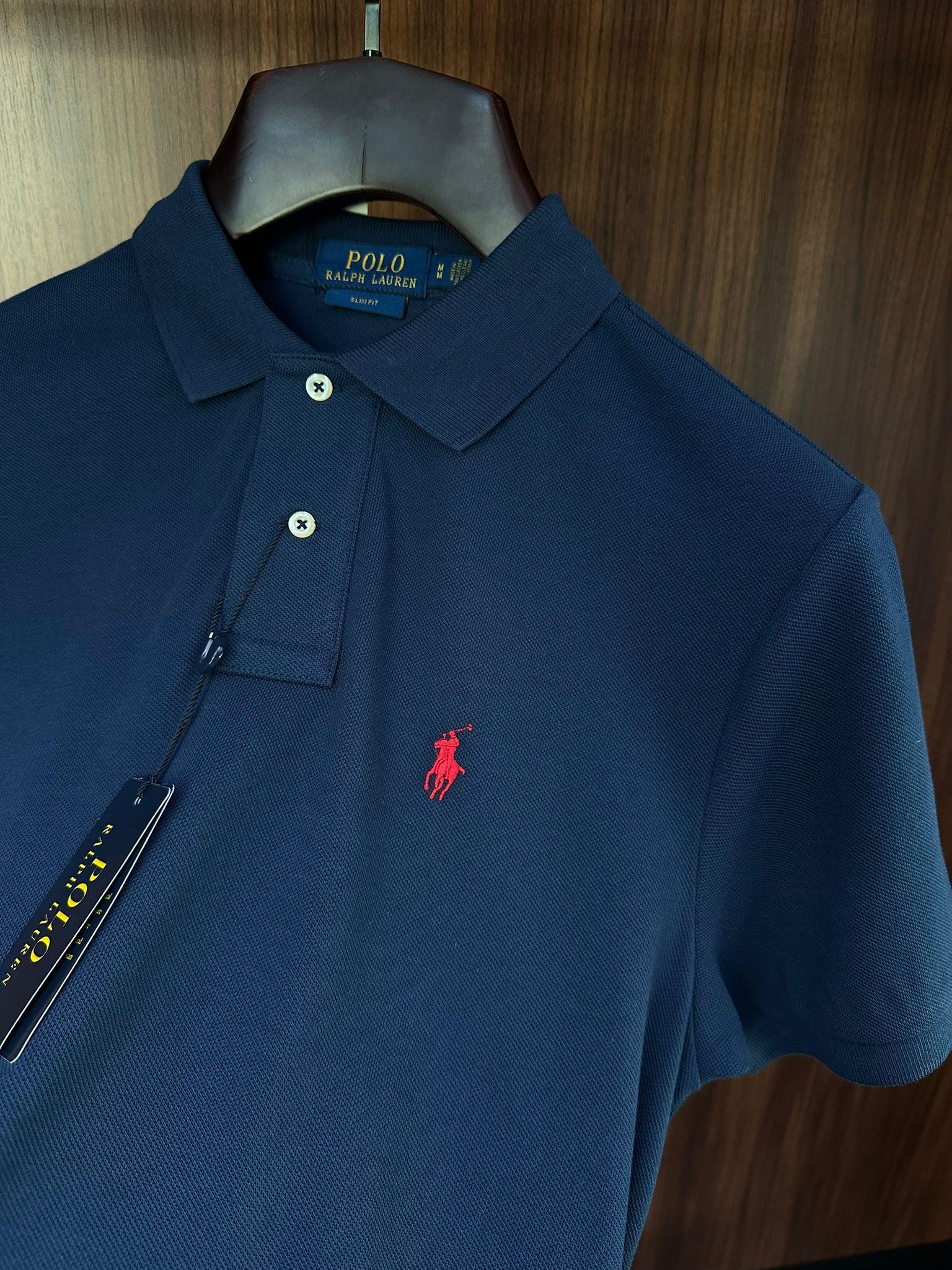 Nakış Logolu Yakalı T-Shirt