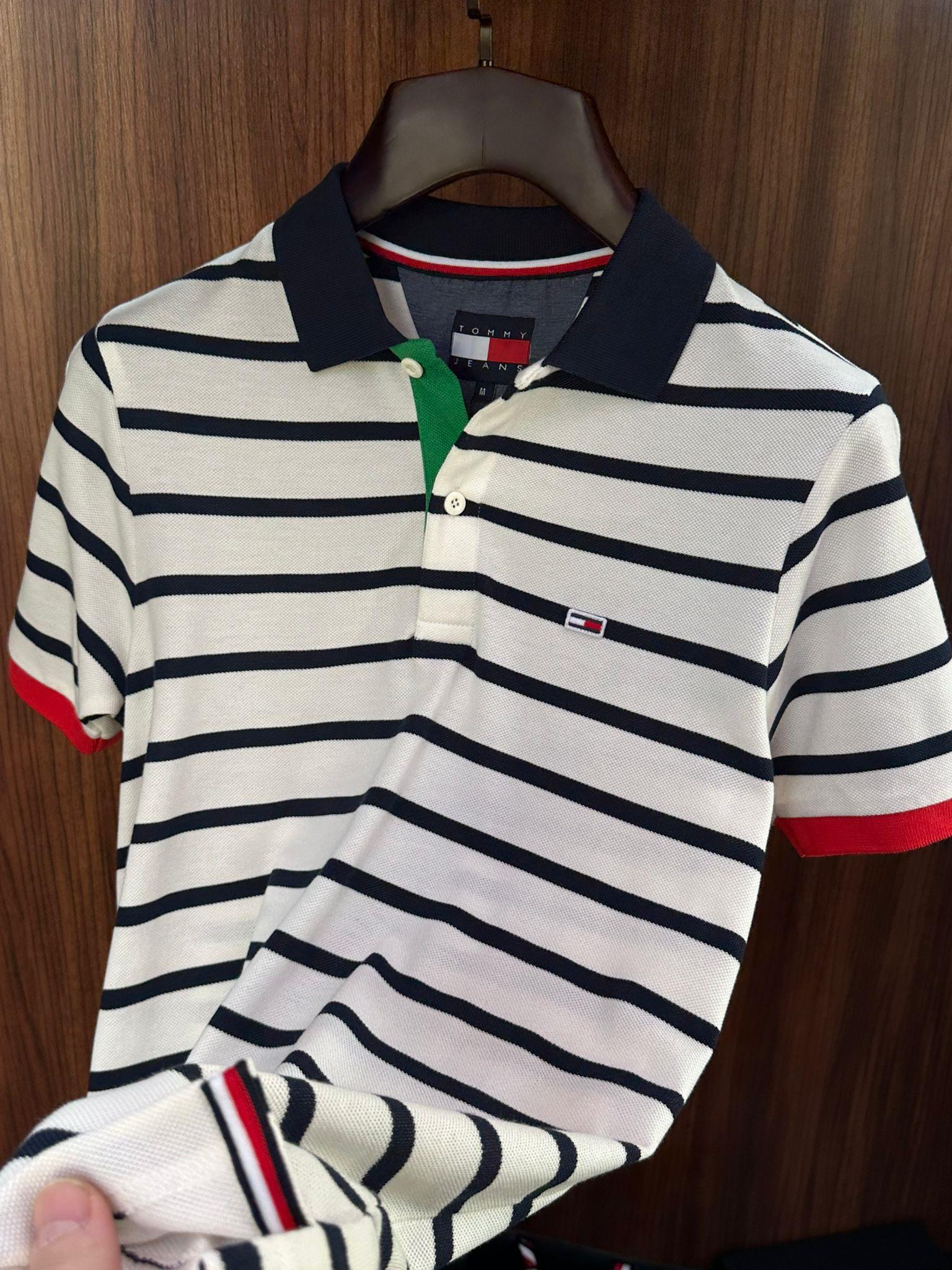 Nakış Logolu Yatay Çizgili Yakalı T-Shirt