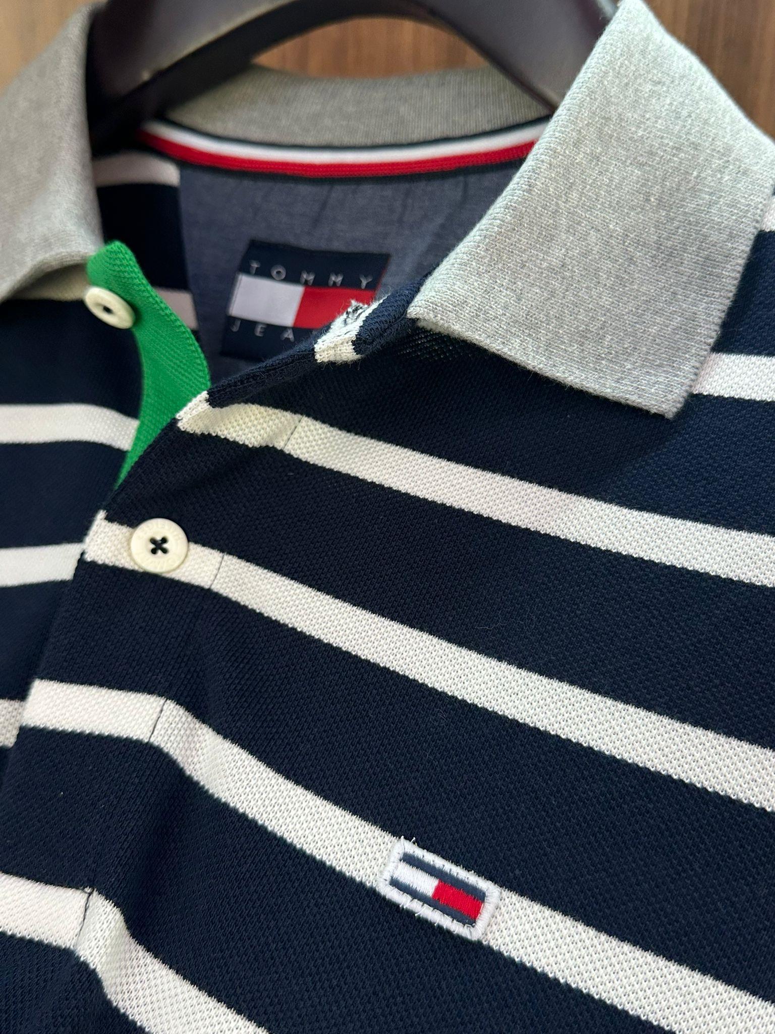 Nakış Logolu Yatay Çizgili Yakalı T-Shirt