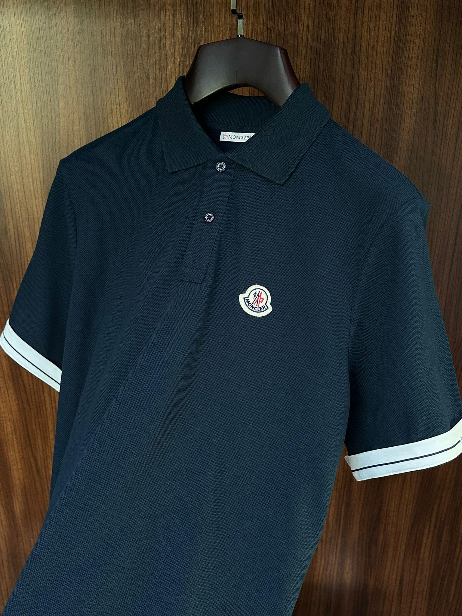 Nakış Marka Logolu Kol Yazı Detaylı Yakalı T-Shirt