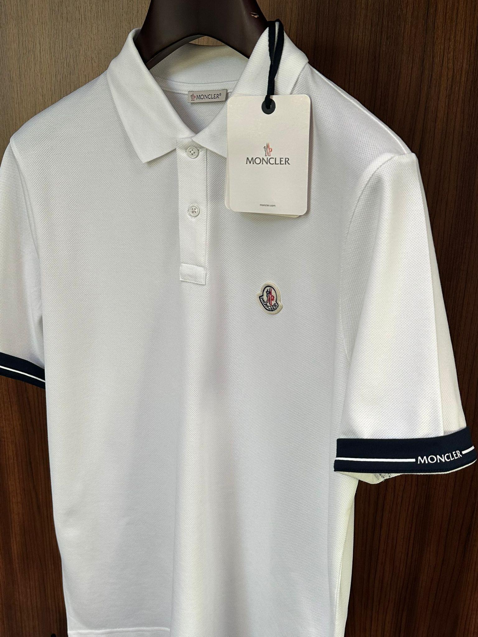 Nakış Marka Logolu Kol Yazı Detaylı Yakalı T-Shirt