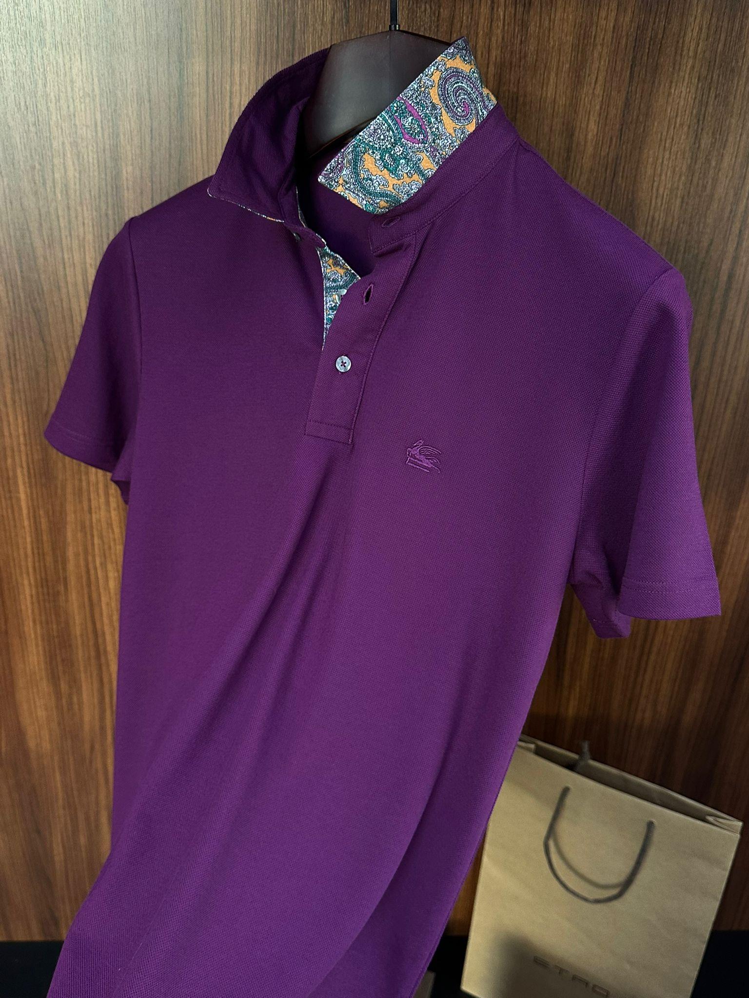 Yaka Desen Detaylı Pike Kumaş Yakalı T-Shirt