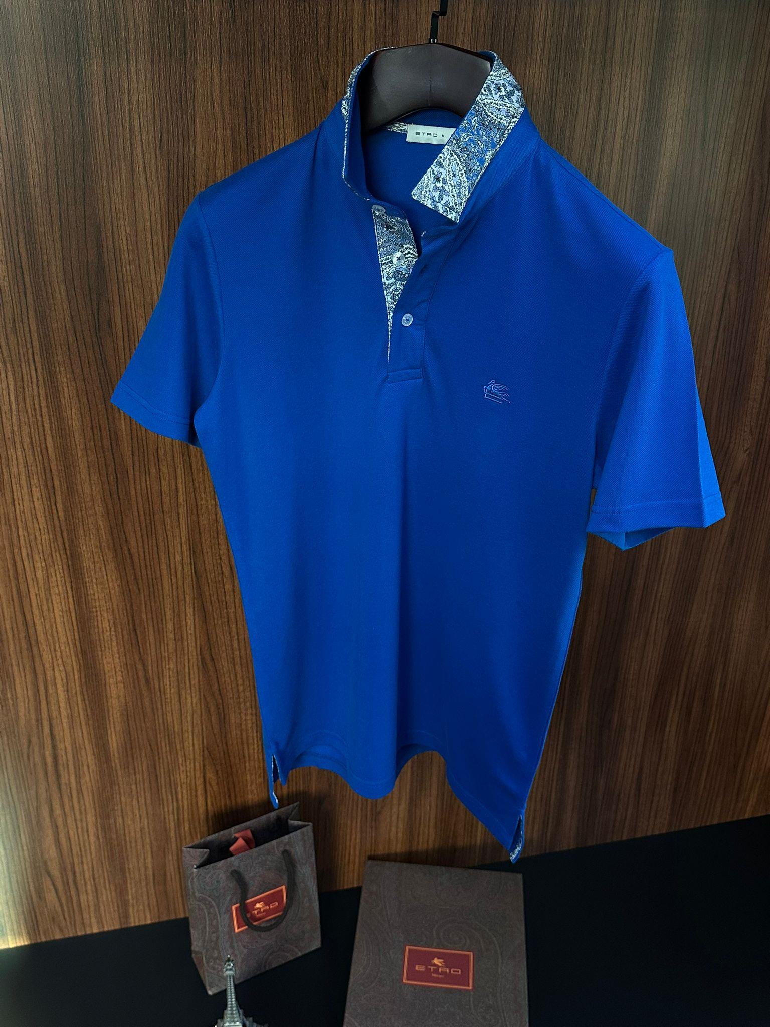 Yaka Desen Detaylı Pike Kumaş Yakalı T-Shirt