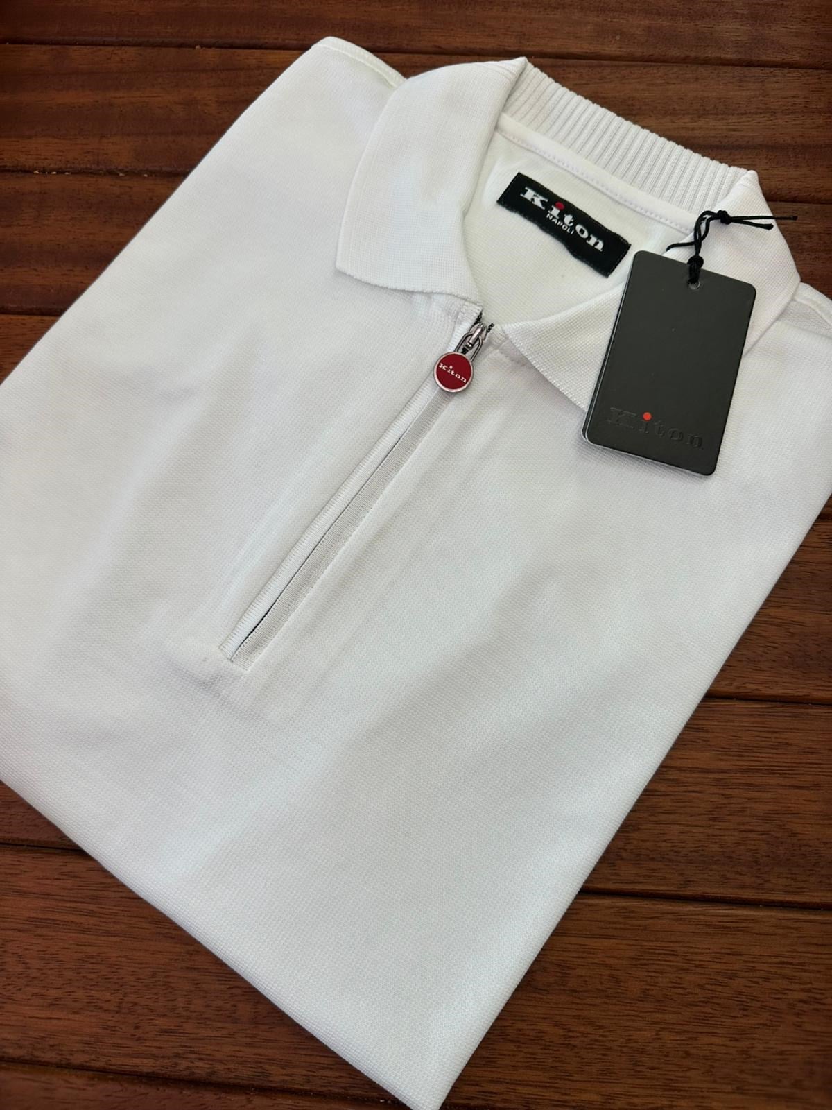 Yarım Fermuarlı Pike Kumaş Yakalı T-Shirt