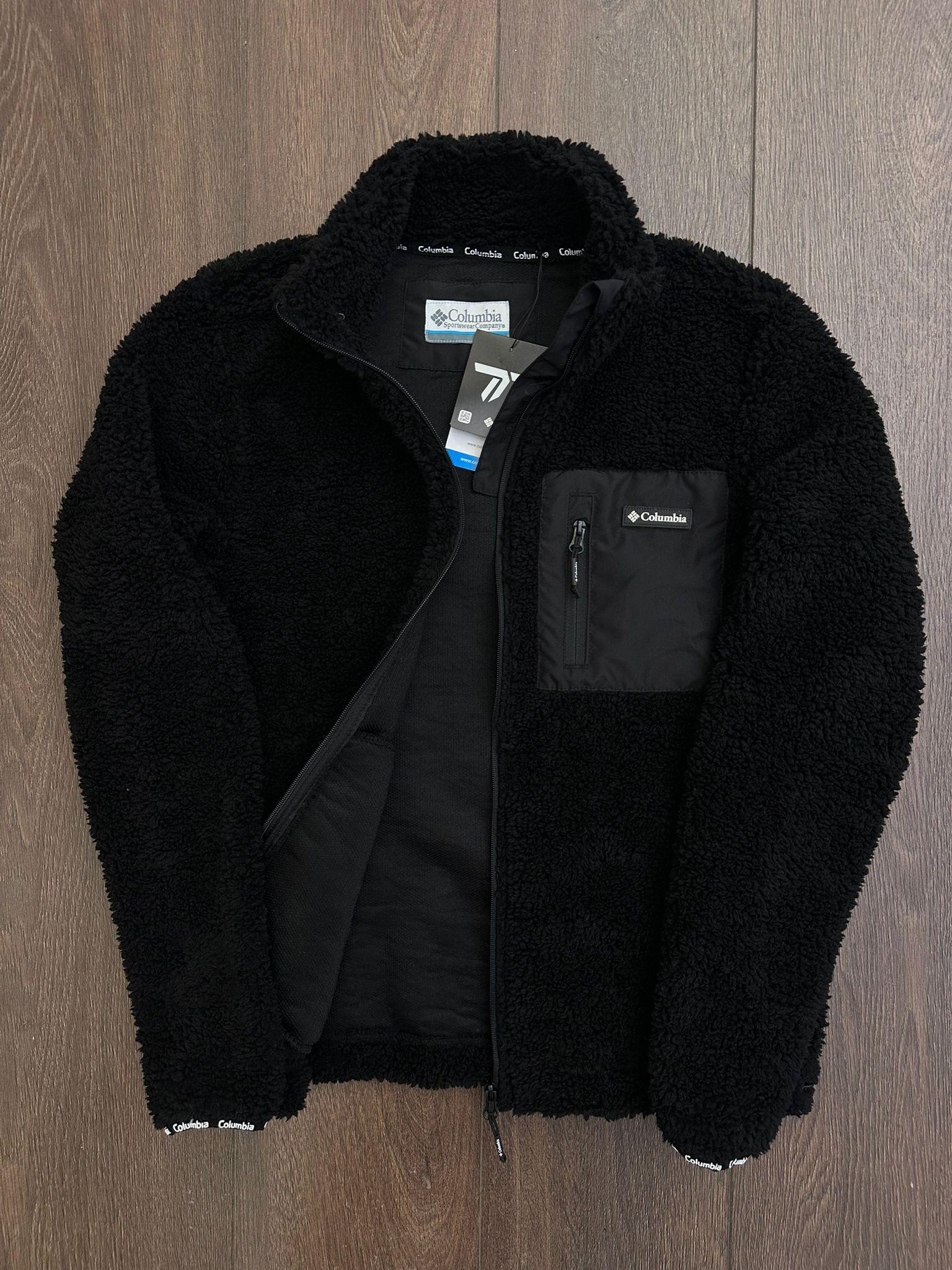 Kabartma Logolu Polar Ceket
