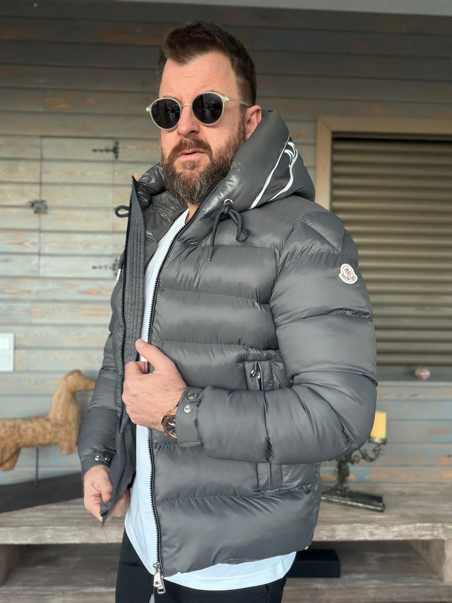 Kapüşon Yazı Detaylı Şişme Mont