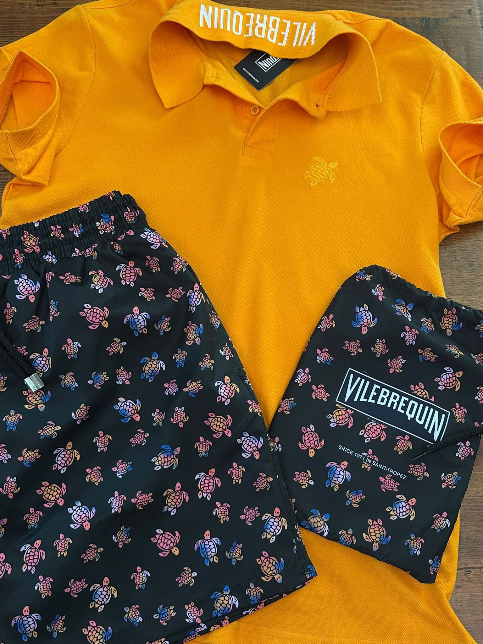 Kaplumbağa Desenli Deniz Şortu