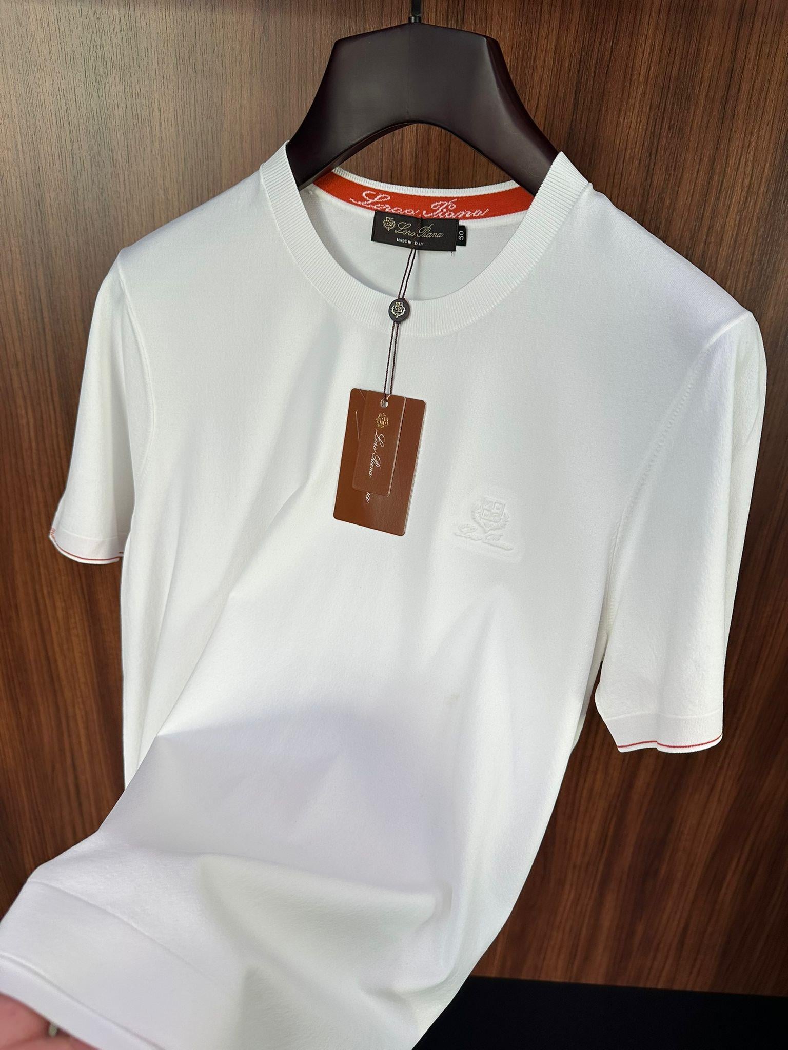 Göğüs Kabartma Logolu Triko T-Shirt
