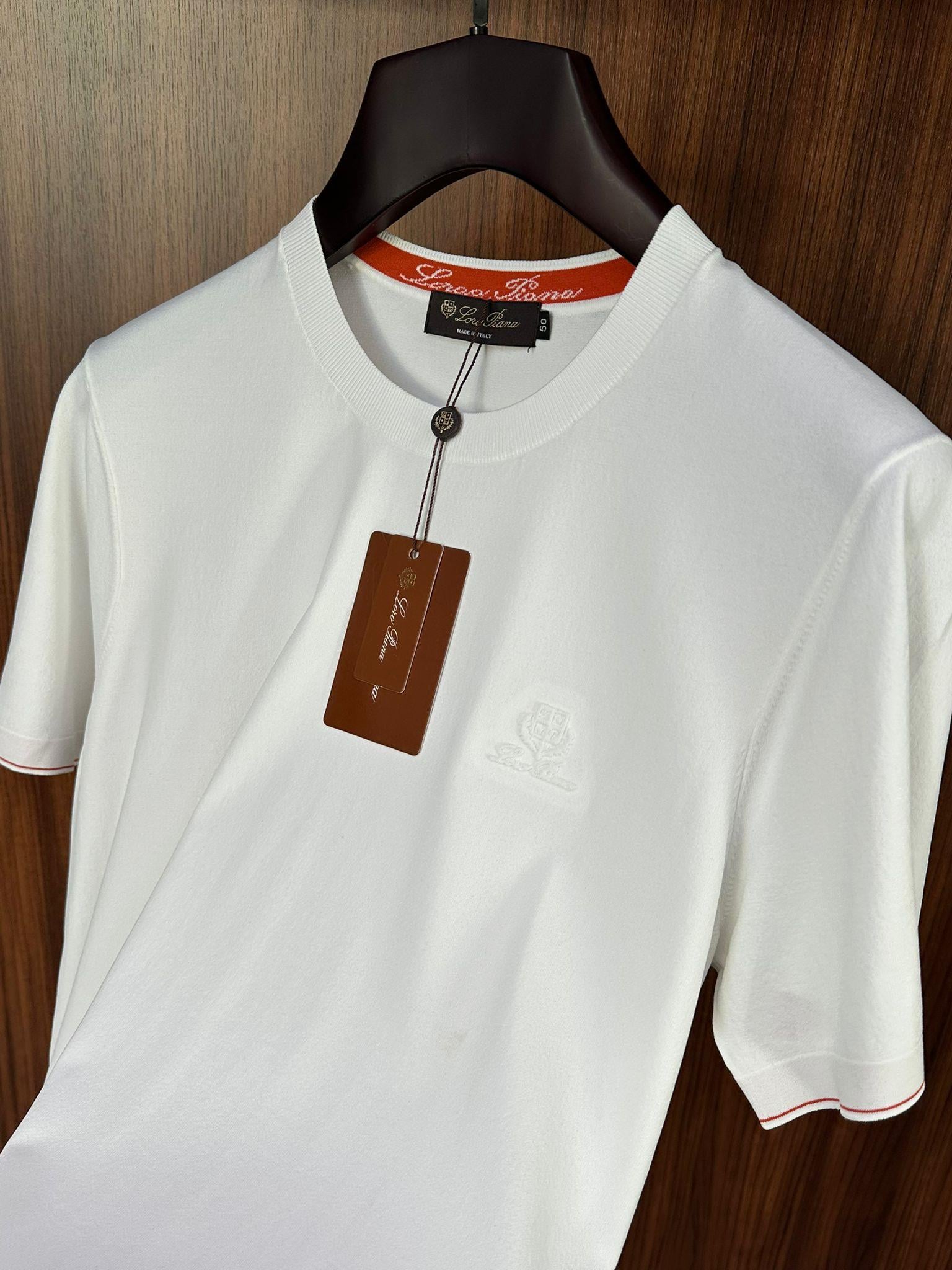 Göğüs Kabartma Logolu Triko T-Shirt