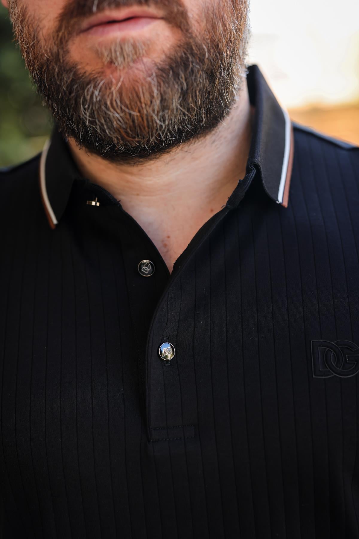 Göğüs Nakış Logolu Triko Yakalı T-Shirt