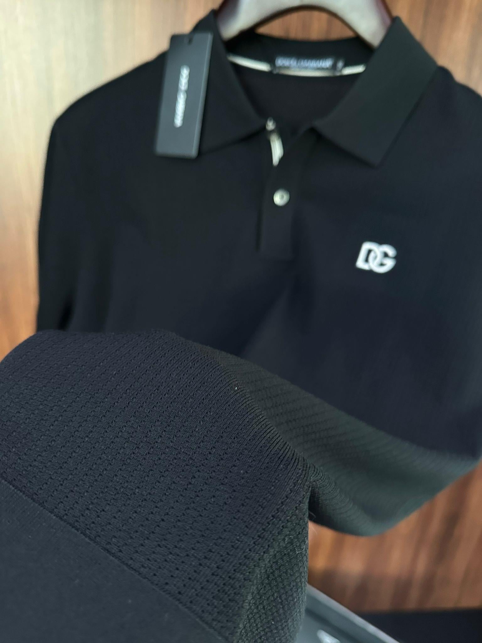 Göğüs Nakış Logolu Yakalı Triko T-Shirt