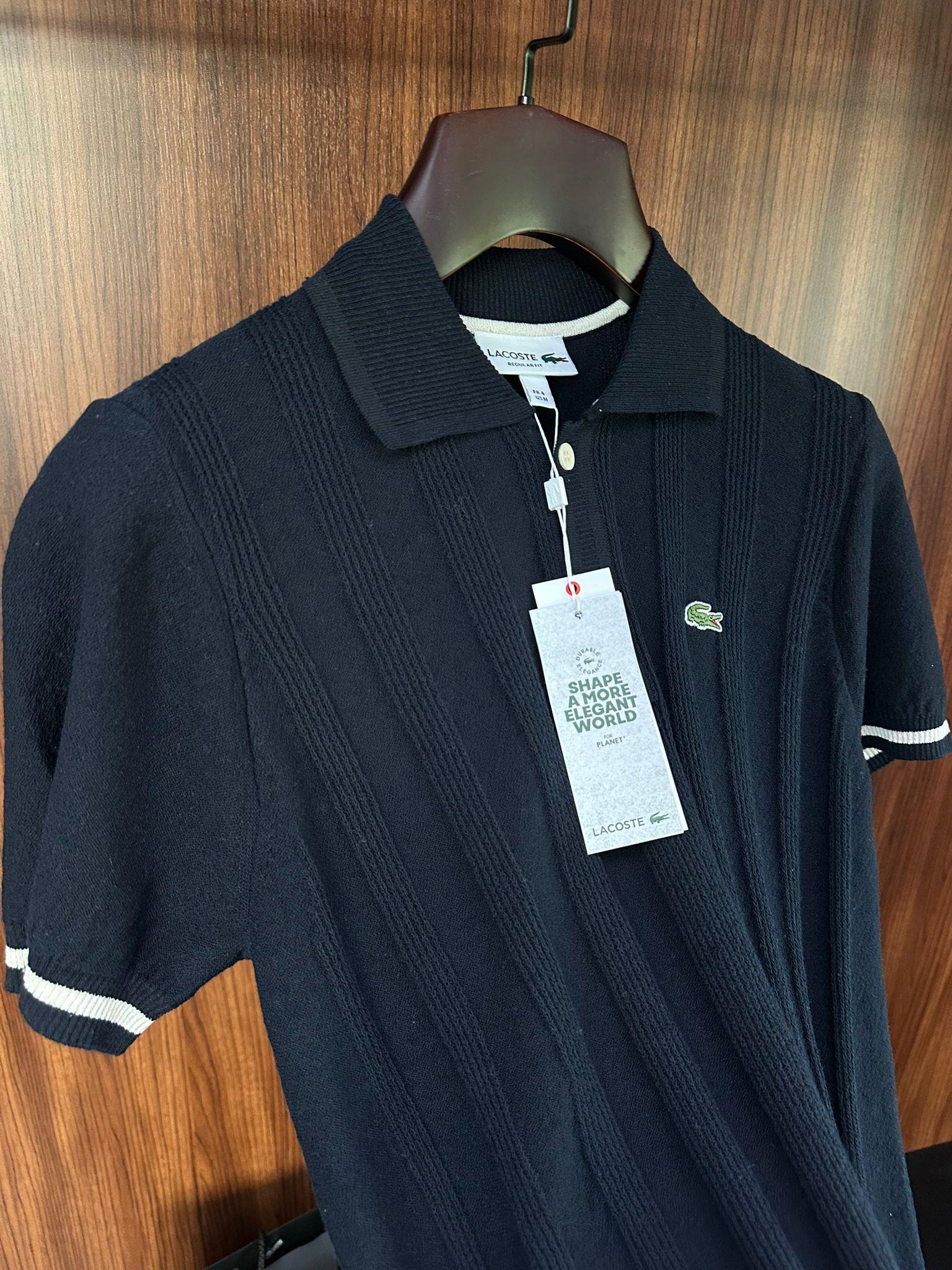 Nakış Logolu Kabartma Çizgili Yakalı Triko T-Shirt