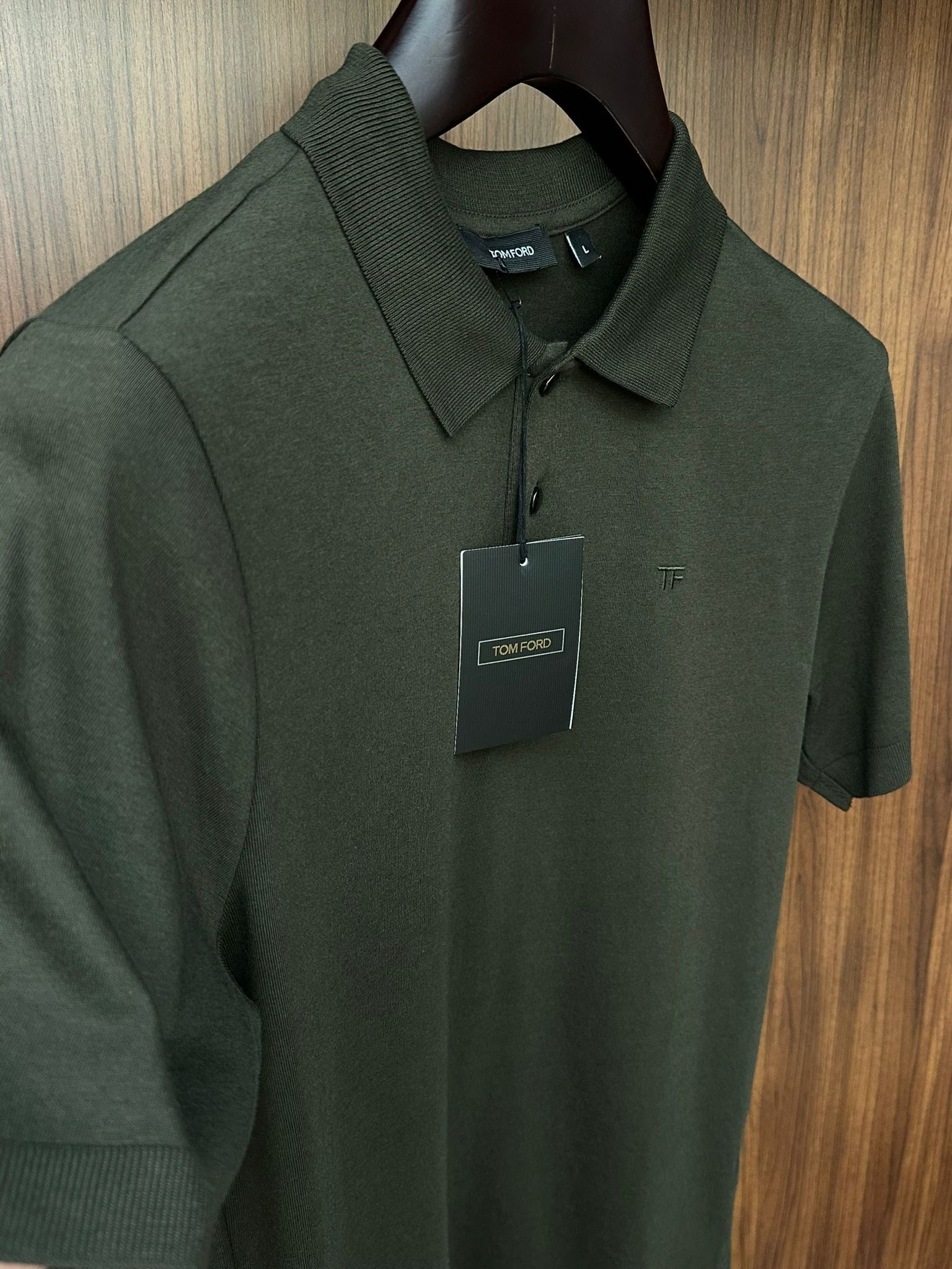 Nakış Logolu Kaşmir Kumaş Yakalı T-Shirt