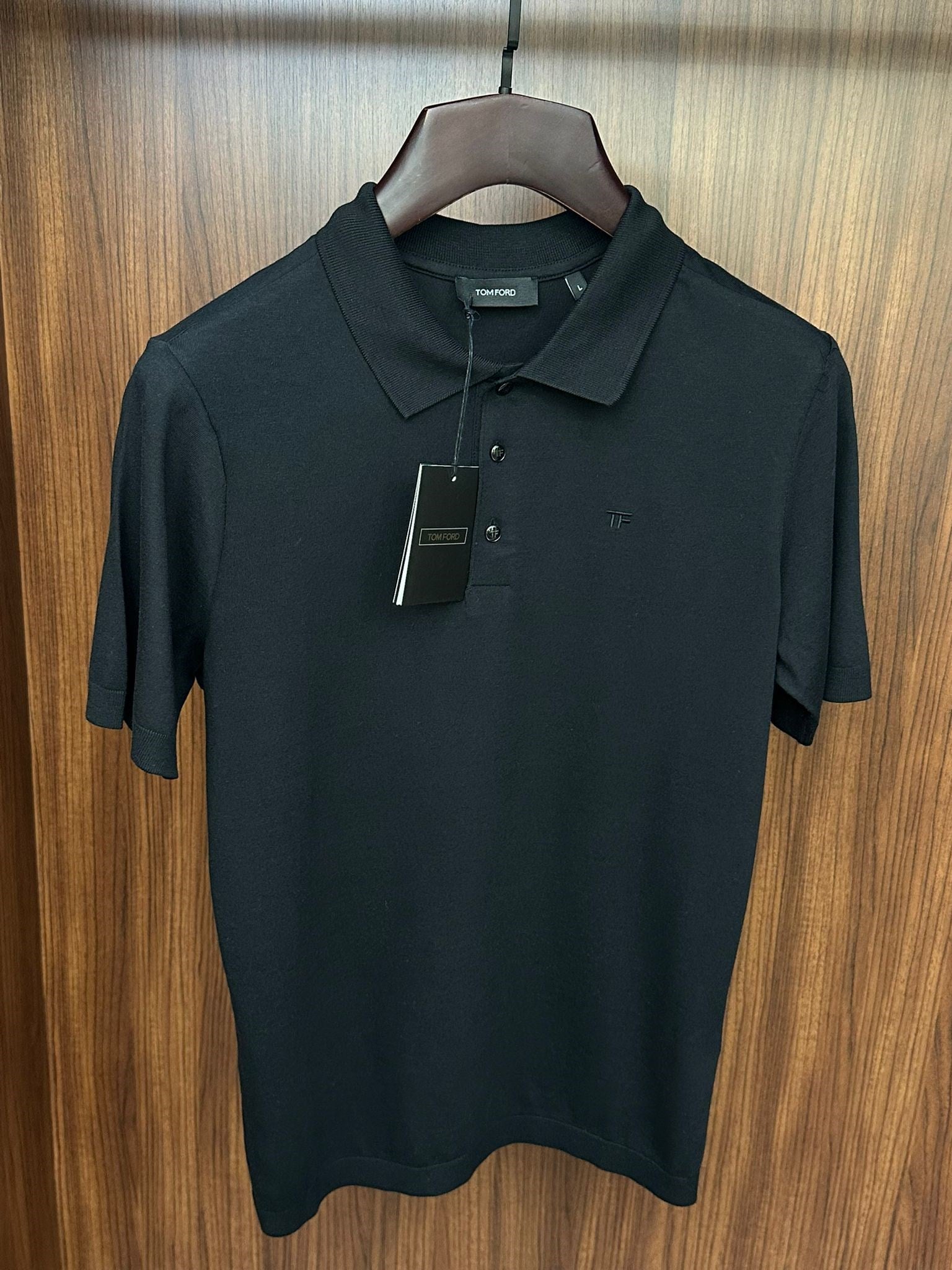 Nakış Logolu Kaşmir Kumaş Yakalı T-Shirt