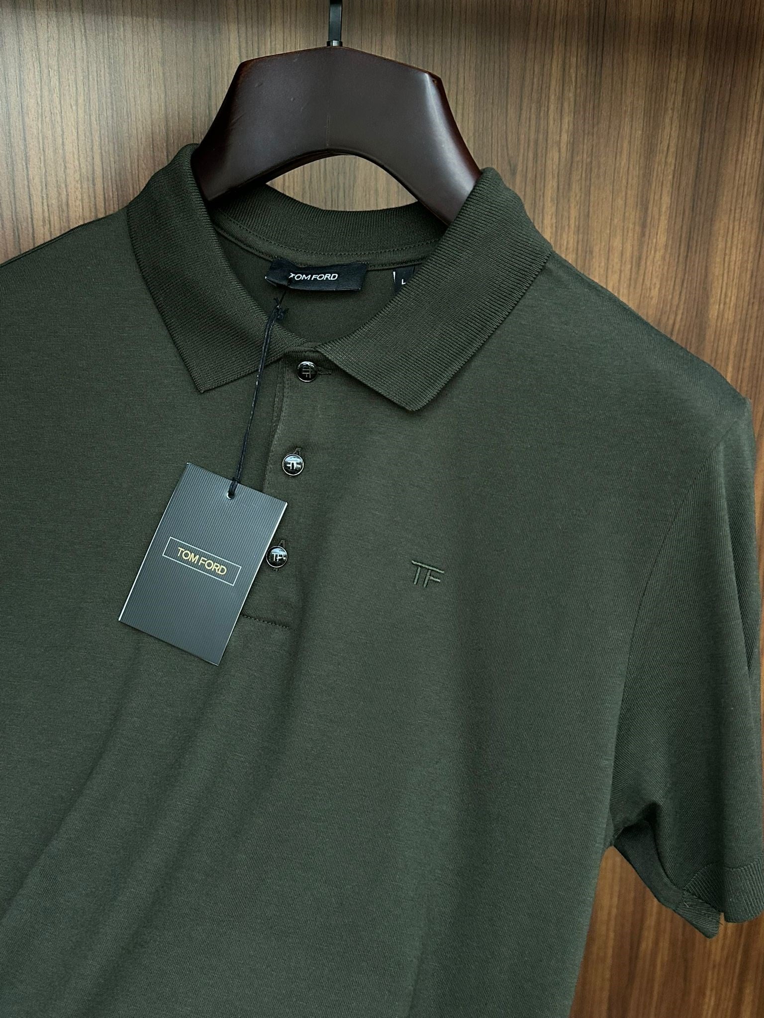 Nakış Logolu Kaşmir Kumaş Yakalı T-Shirt
