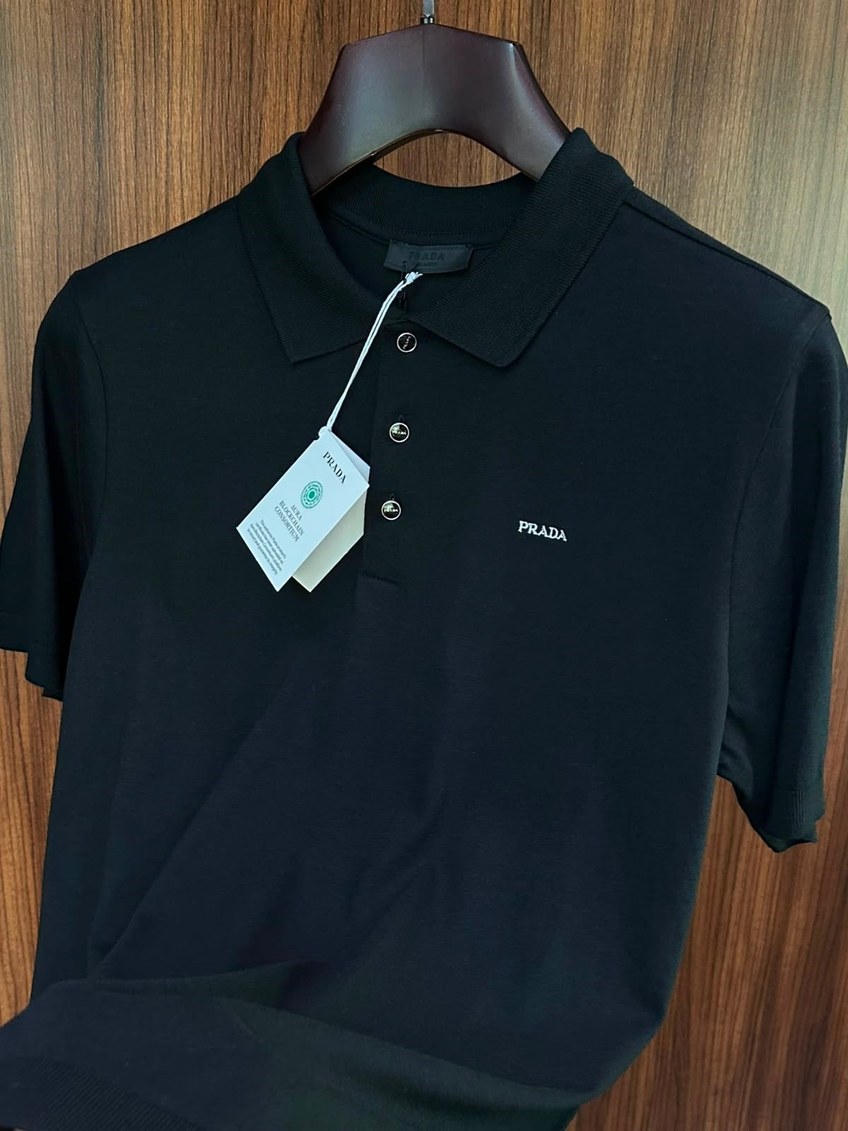 Nakış Logolu Kaşmir Kumaş Yakalı T-Shirt