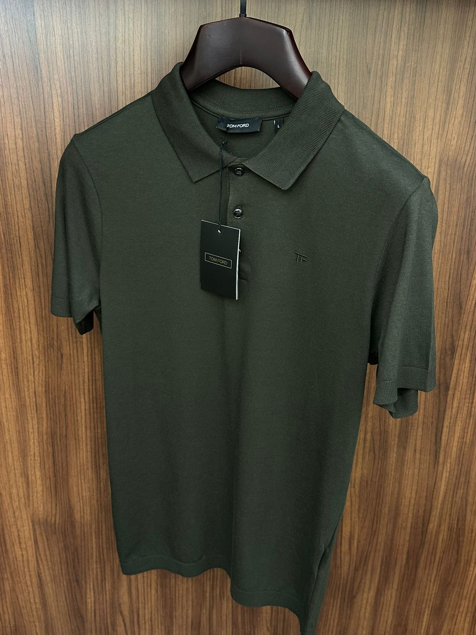 Nakış Logolu Kaşmir Kumaş Yakalı T-Shirt