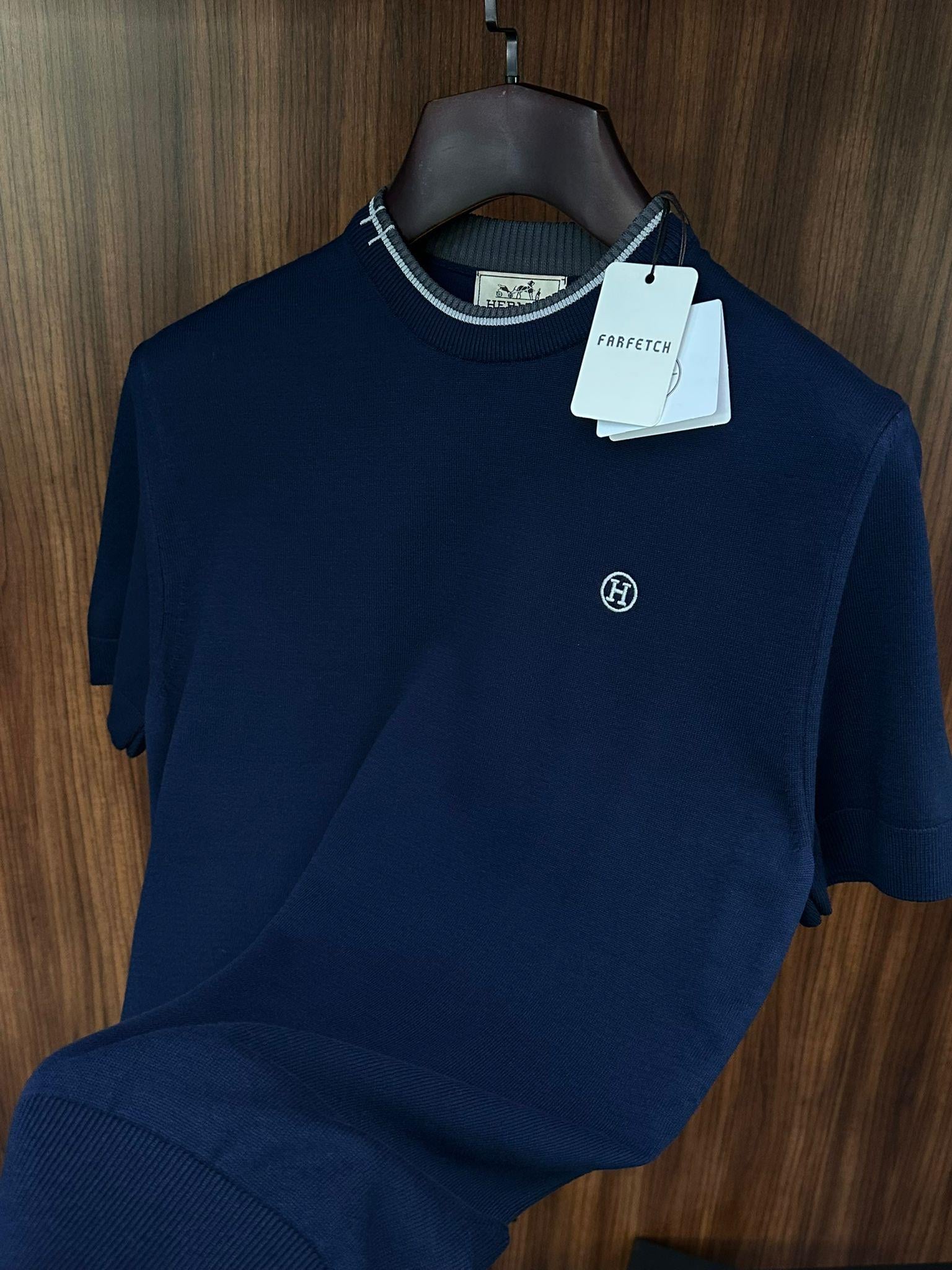 Nakış Logolu Yaka Detaylı Triko T-Shirt