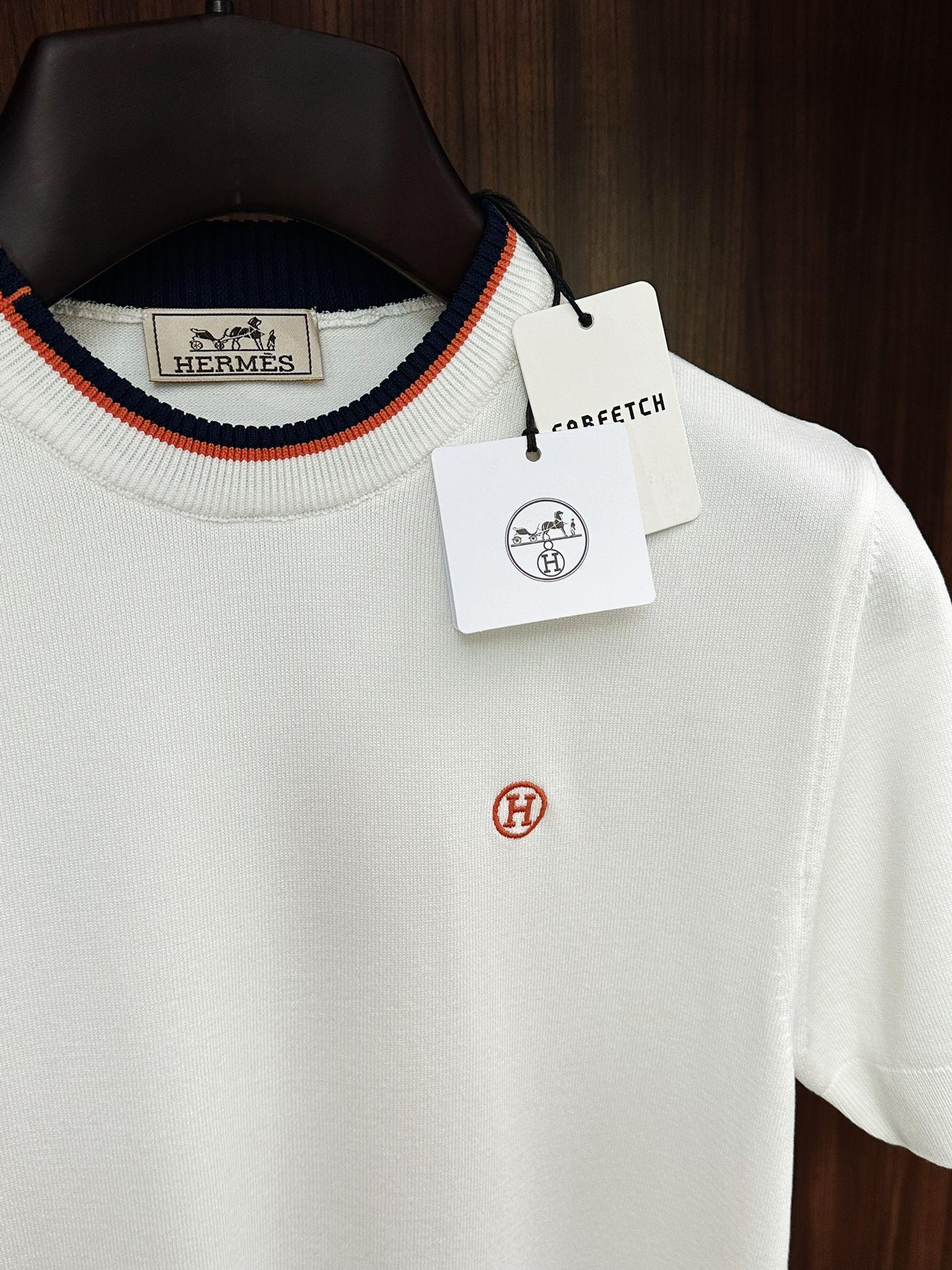 Nakış Logolu Yaka Detaylı Triko T-Shirt
