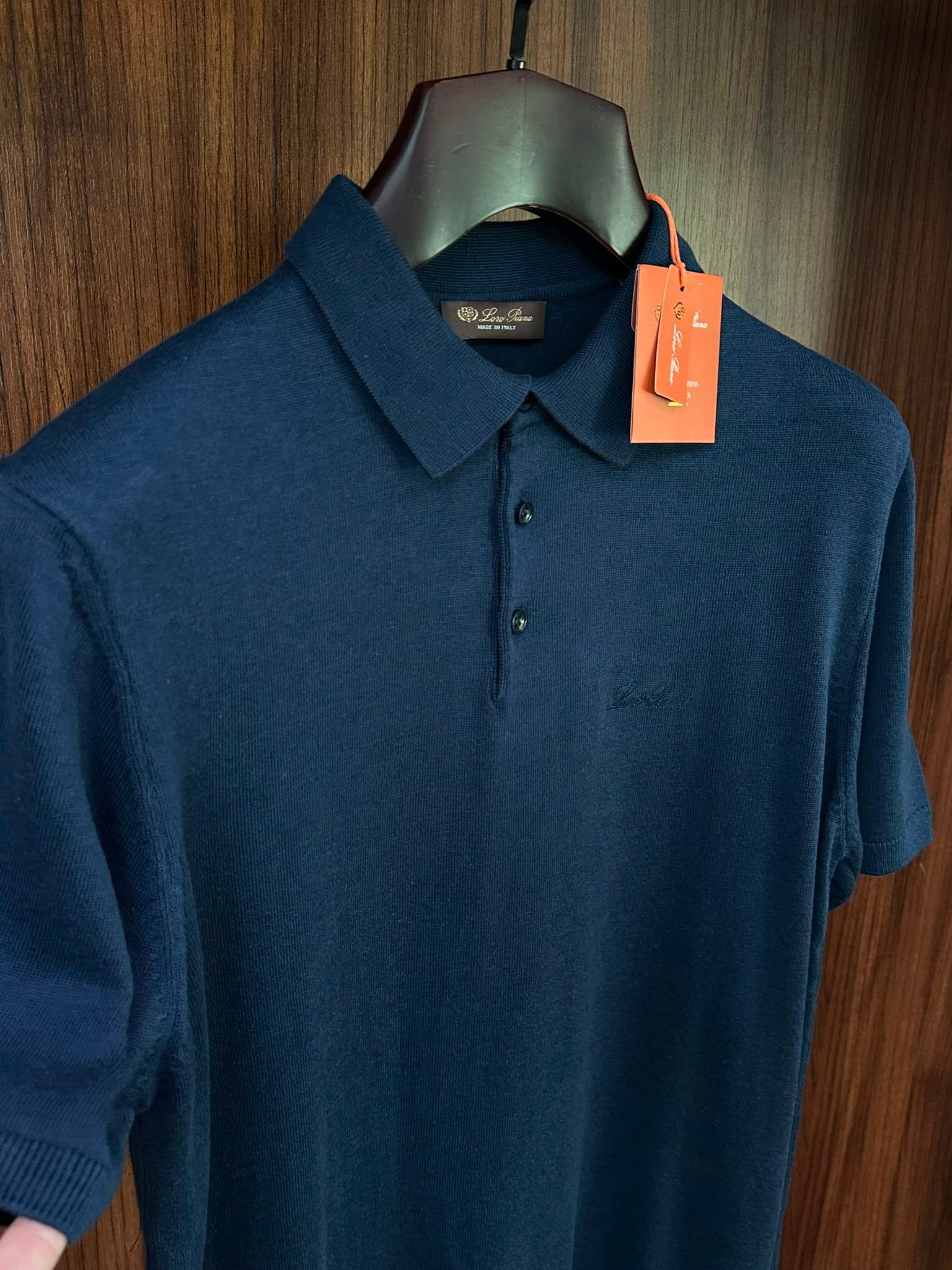Nakış Marka Yazılı Yakalı T-Shirt