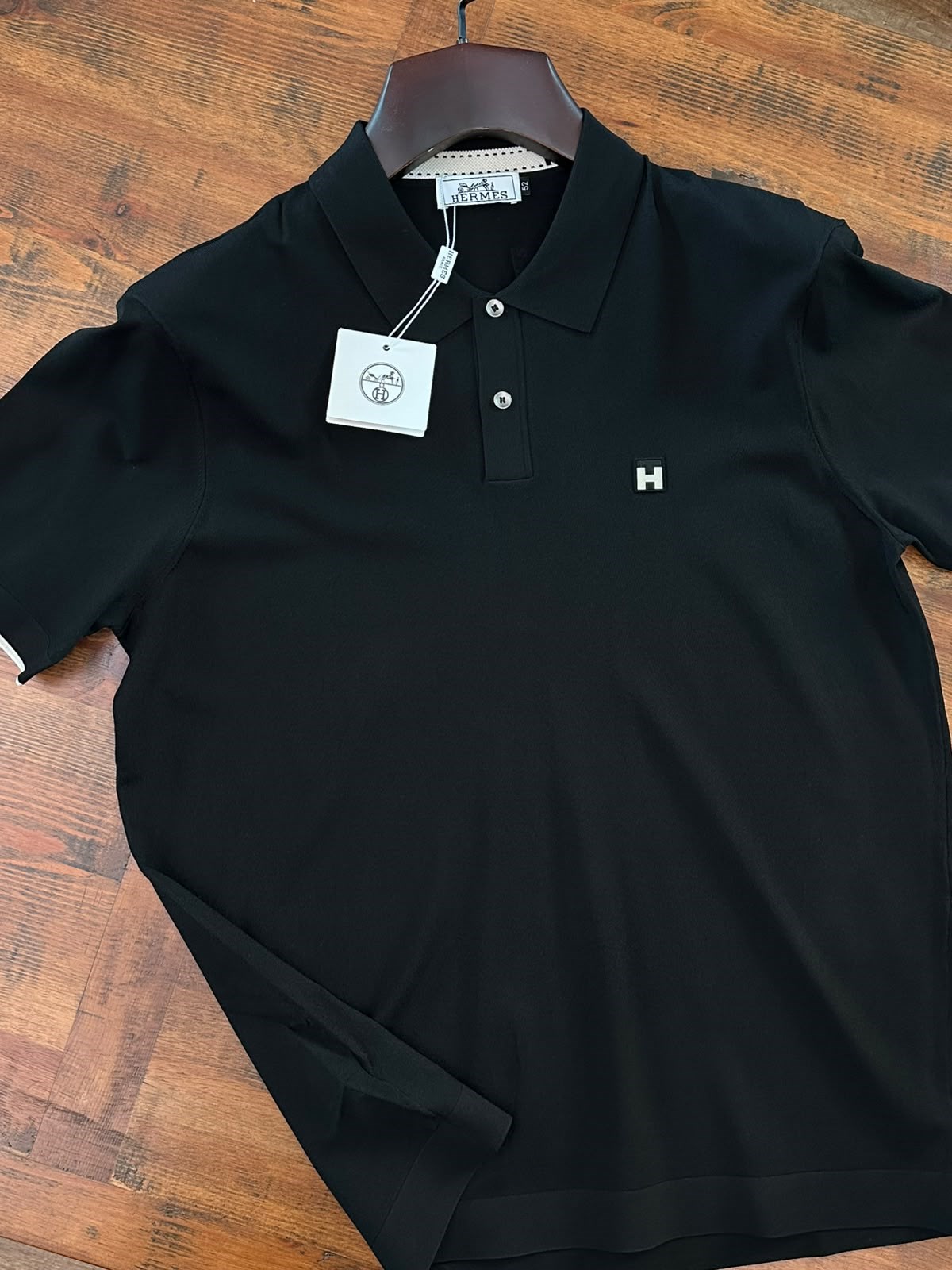 Slikon Logolu İthal Triko Yakalı T-Shirt