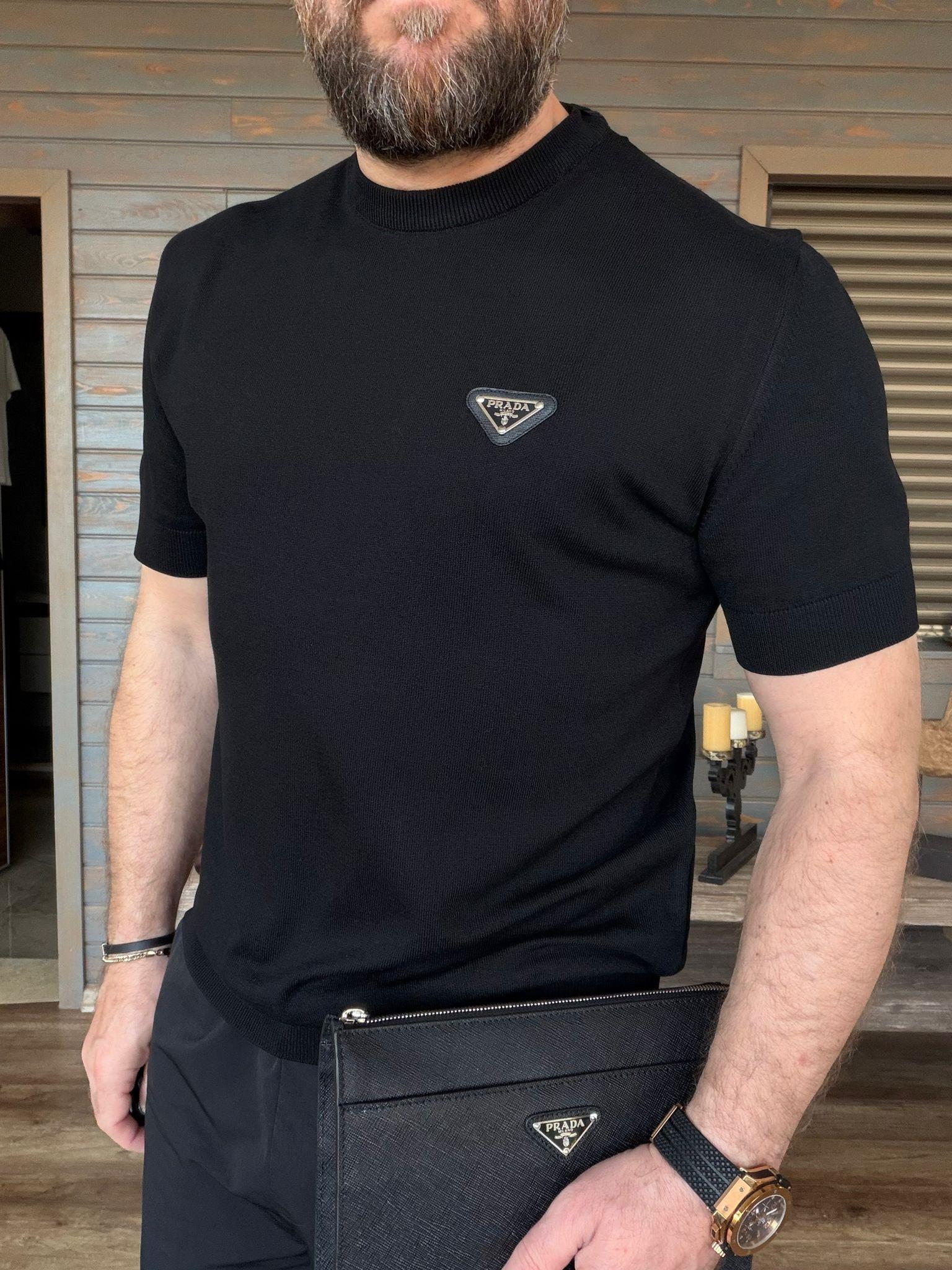 Tonaton Göğüs Metal Logolu Triko T-Shirt