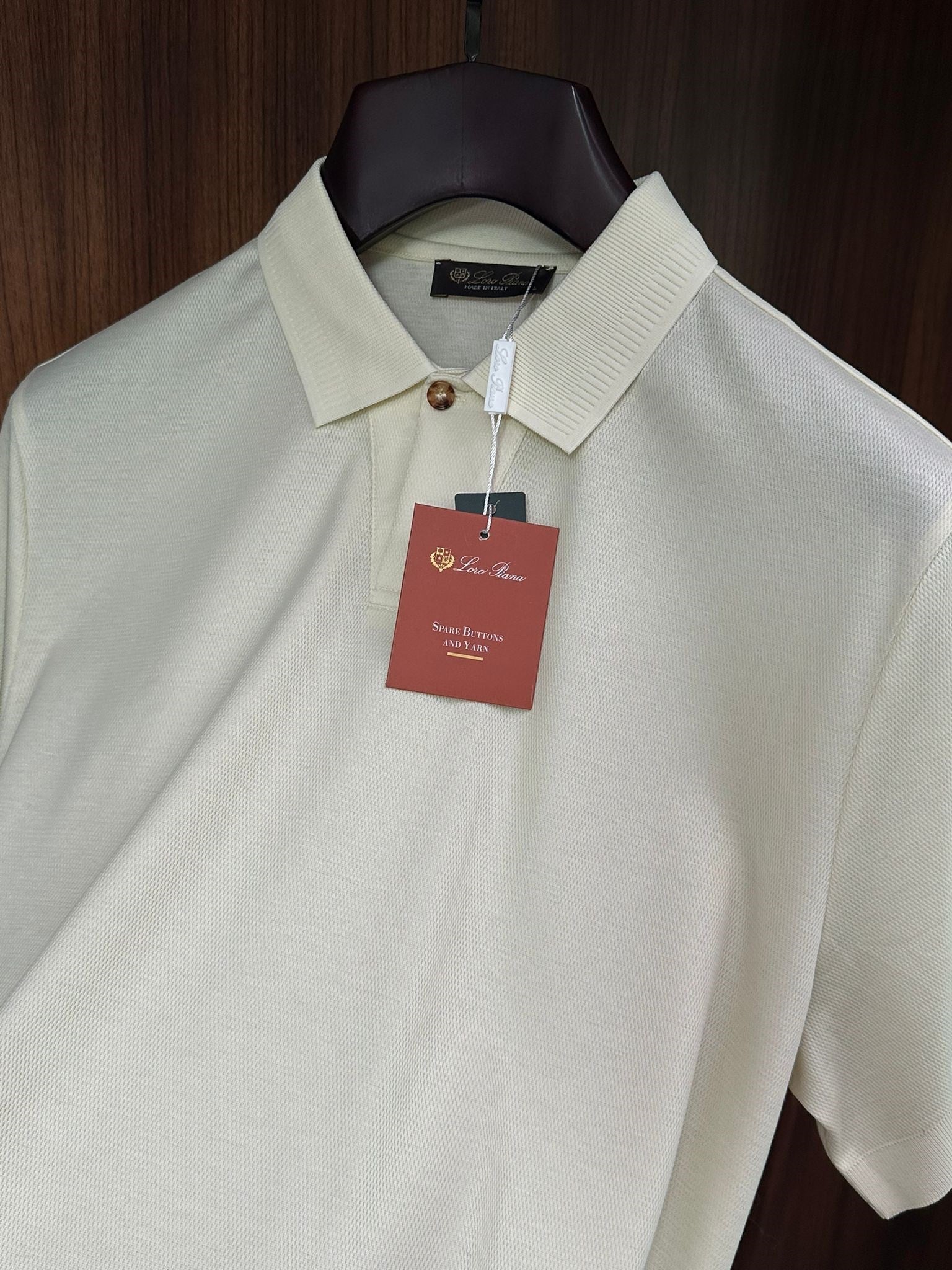 Yaka Detaylı Triko T-Shirt